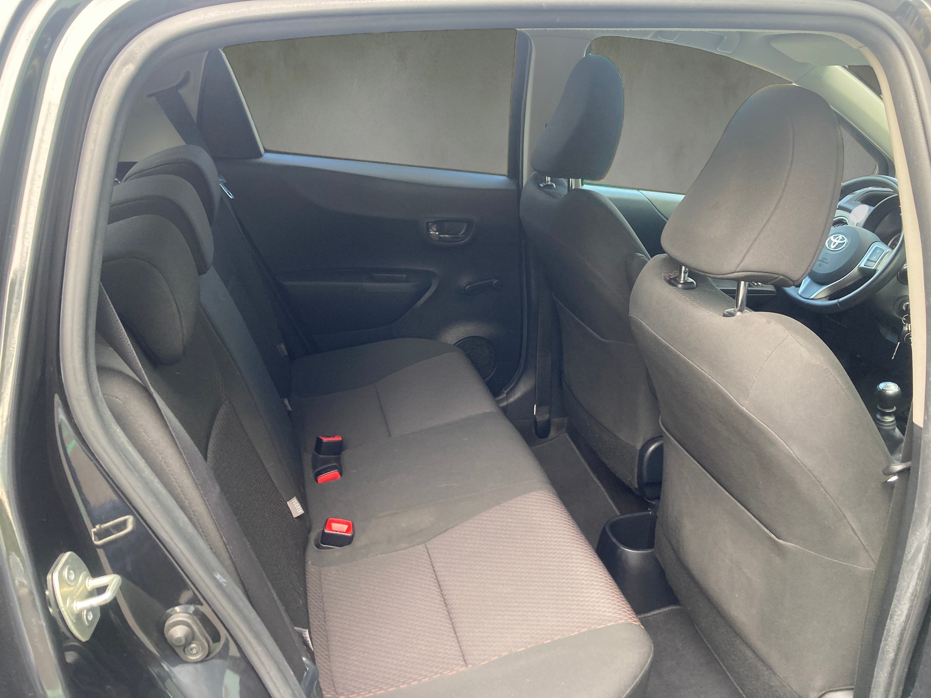 TOYOTA Yaris 1.33 Style-image-11