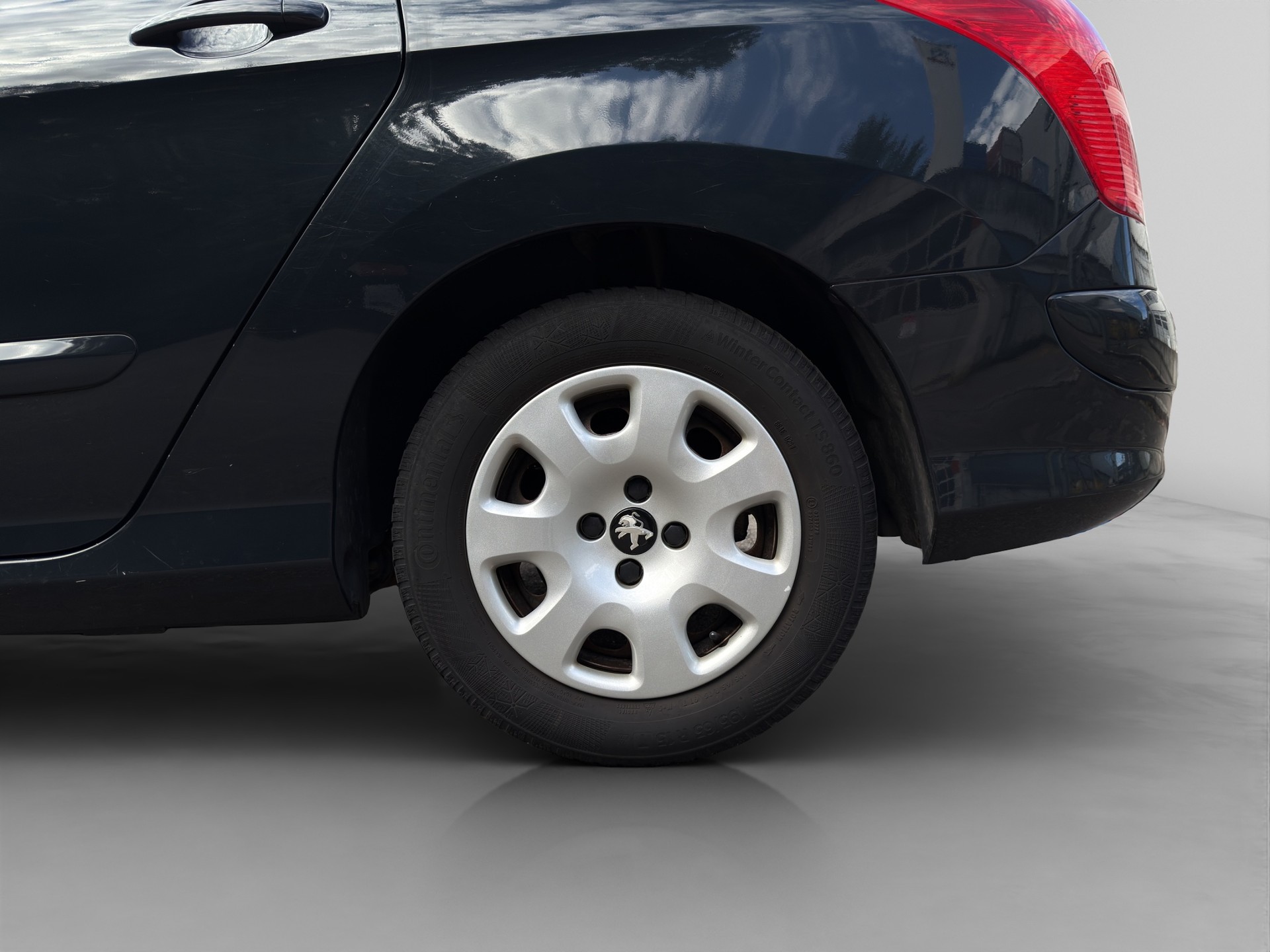 PEUGEOT 308 SW 1.6 HDI Access EGS6-image-13
