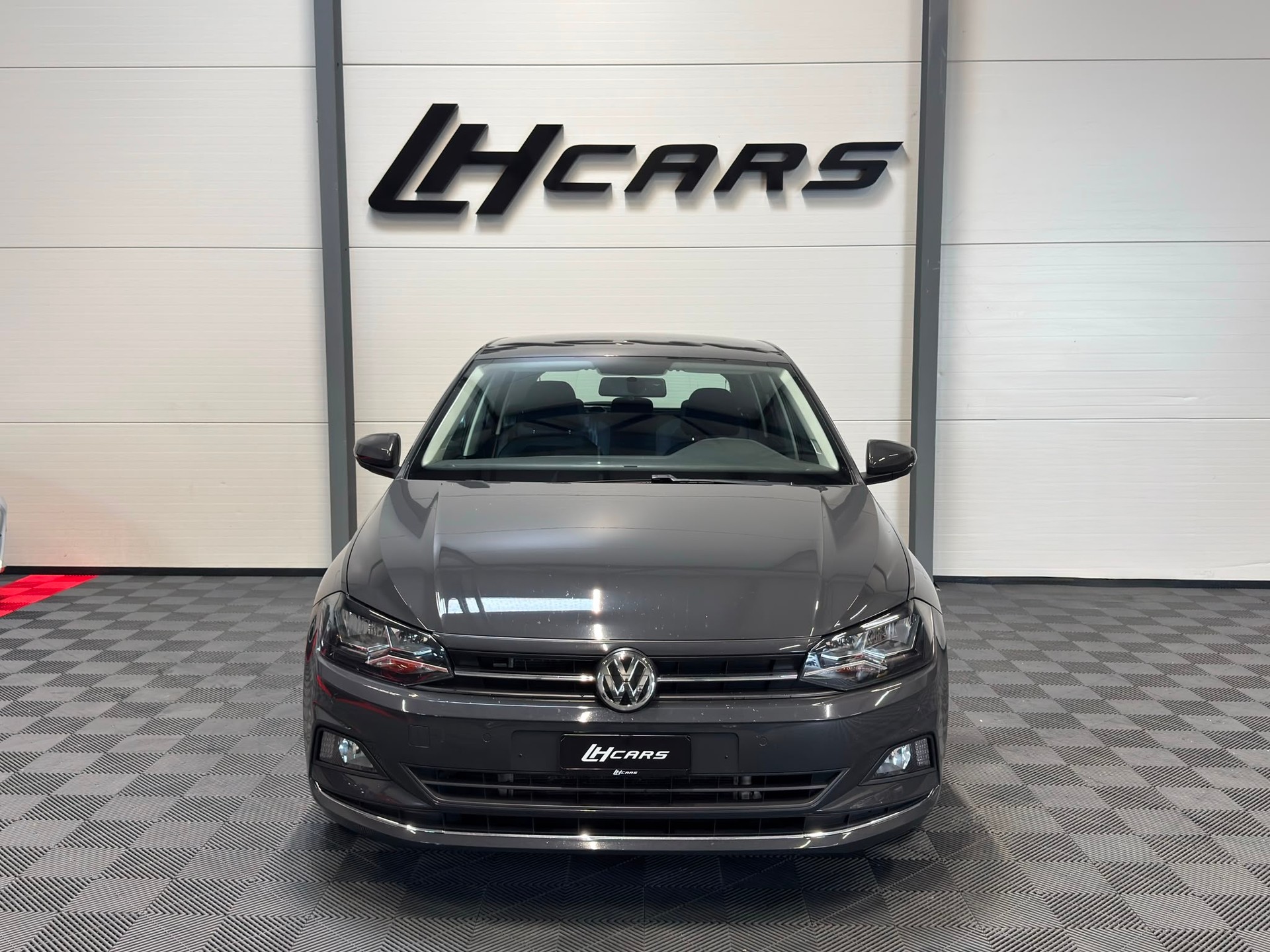 VW Polo 1.6 TDI 95 Highline Facelift-image-6