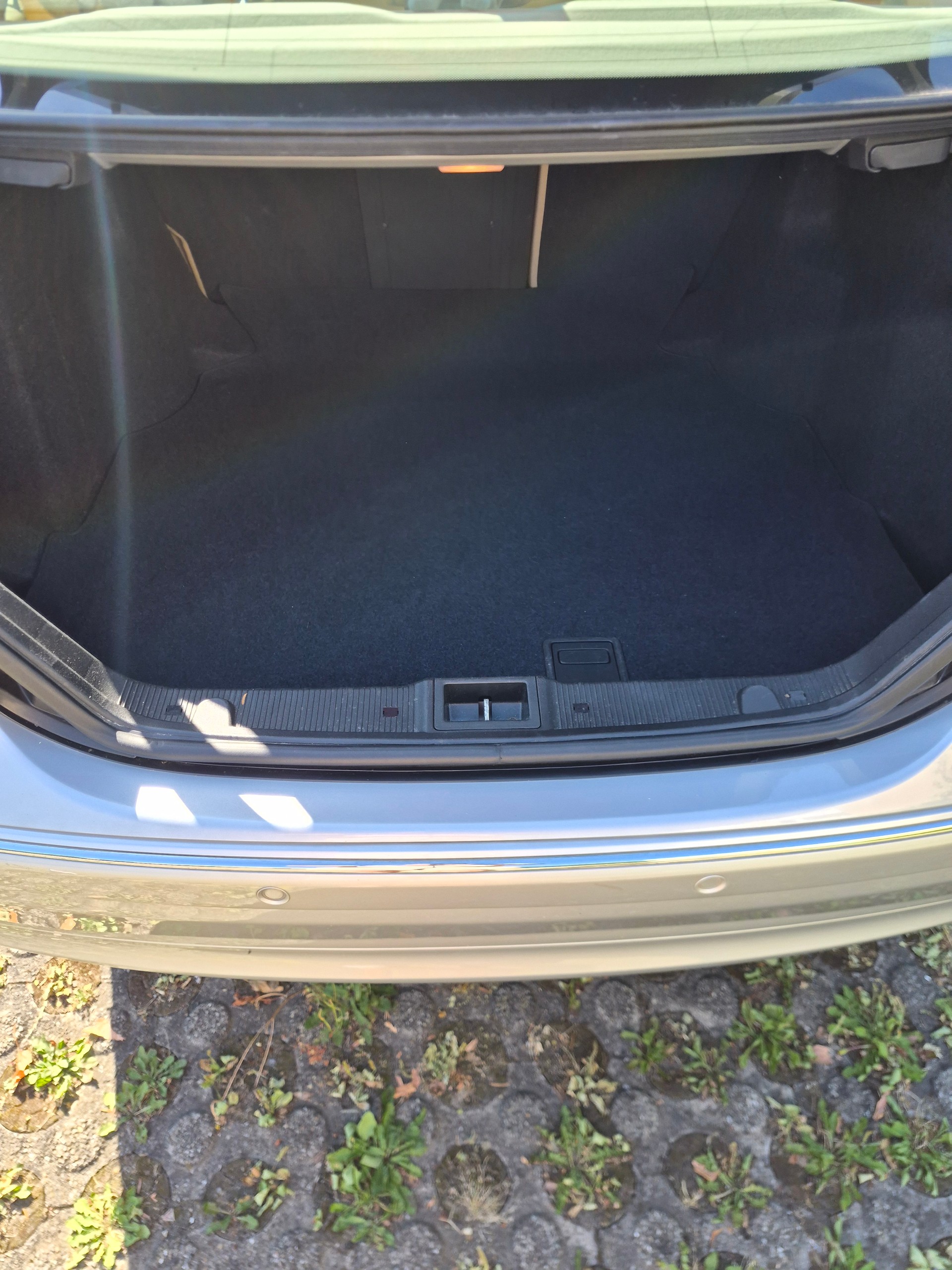 MERCEDES-BENZ C 320-image-4