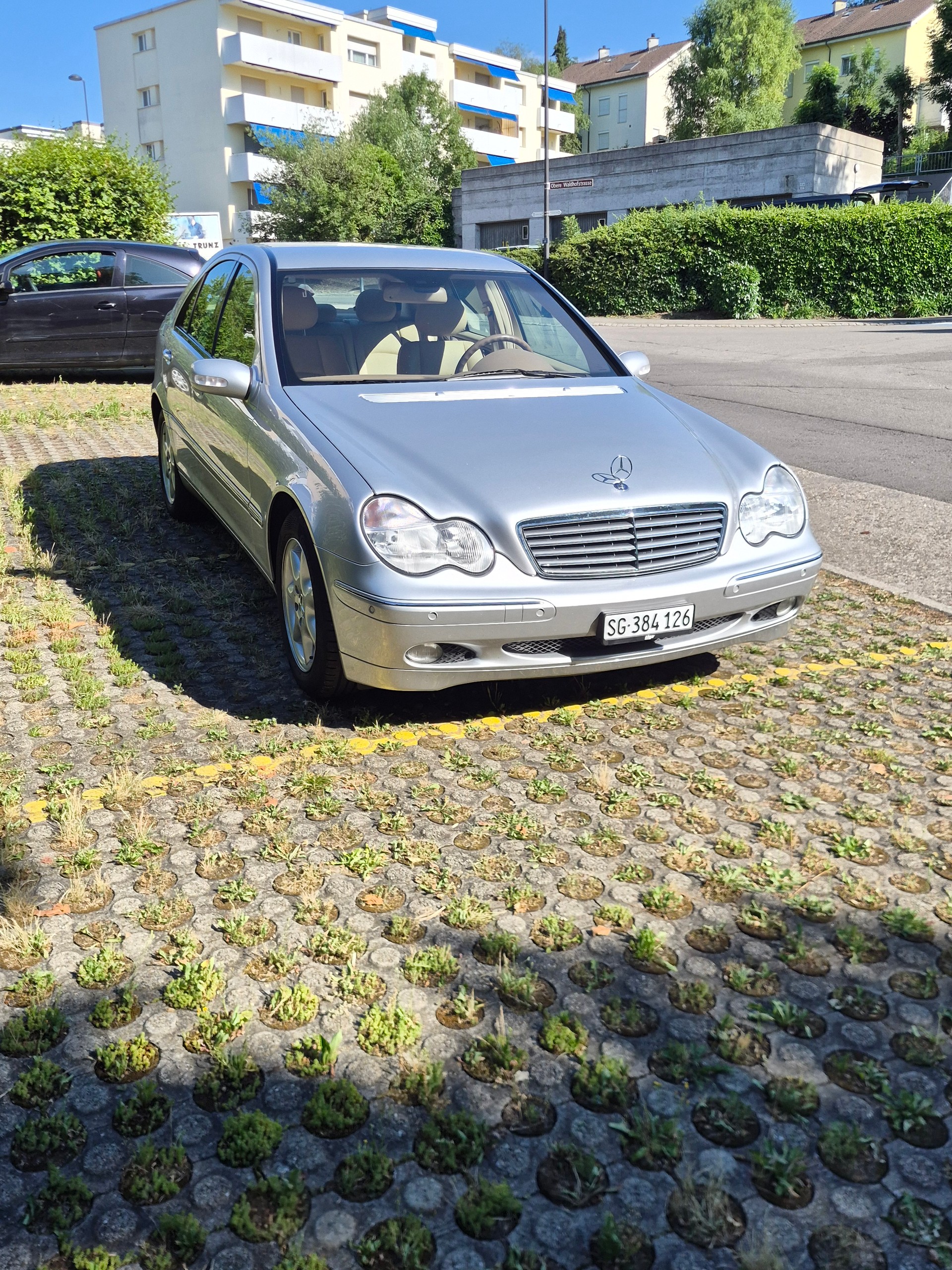 MERCEDES-BENZ C 320-image-0