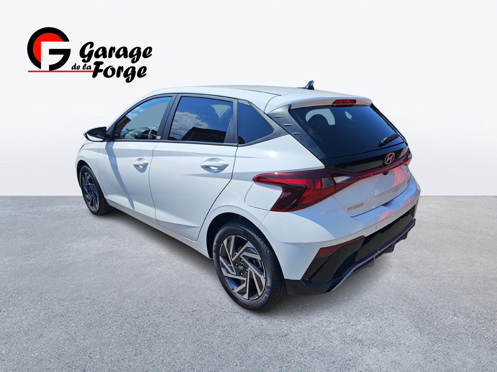 HYUNDAI i20 1.0 T-GDi Amplia-image-6