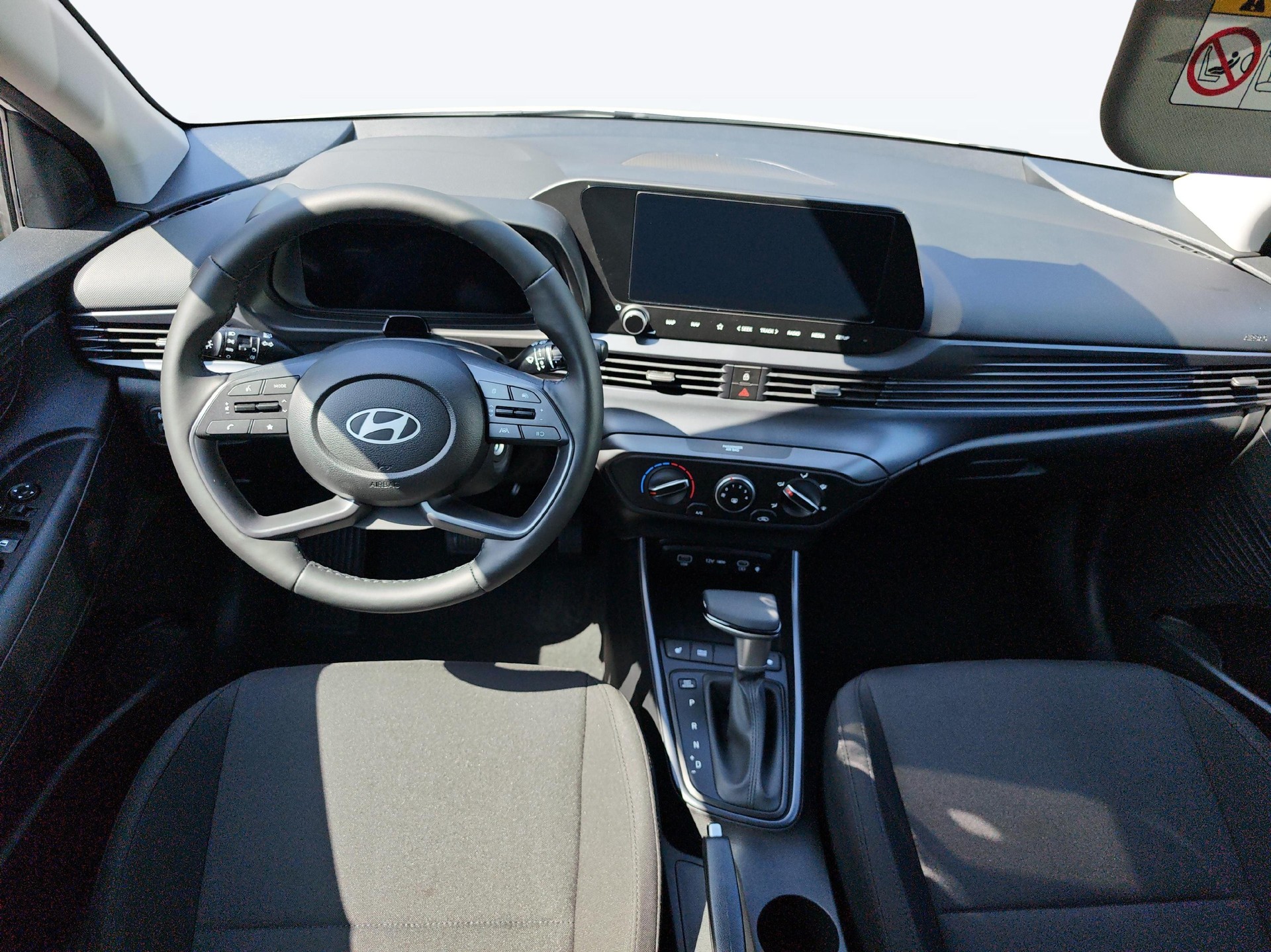 HYUNDAI i20 1.0 T-GDi Amplia-image-8