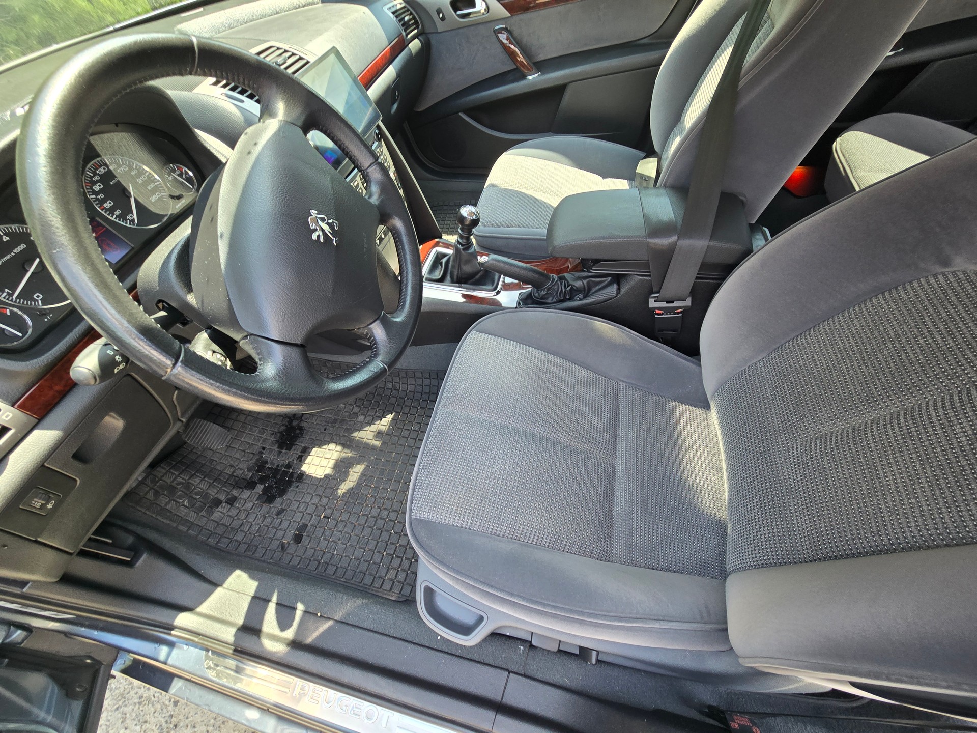 PEUGEOT 407 2.2 SV Dynamic-image-4