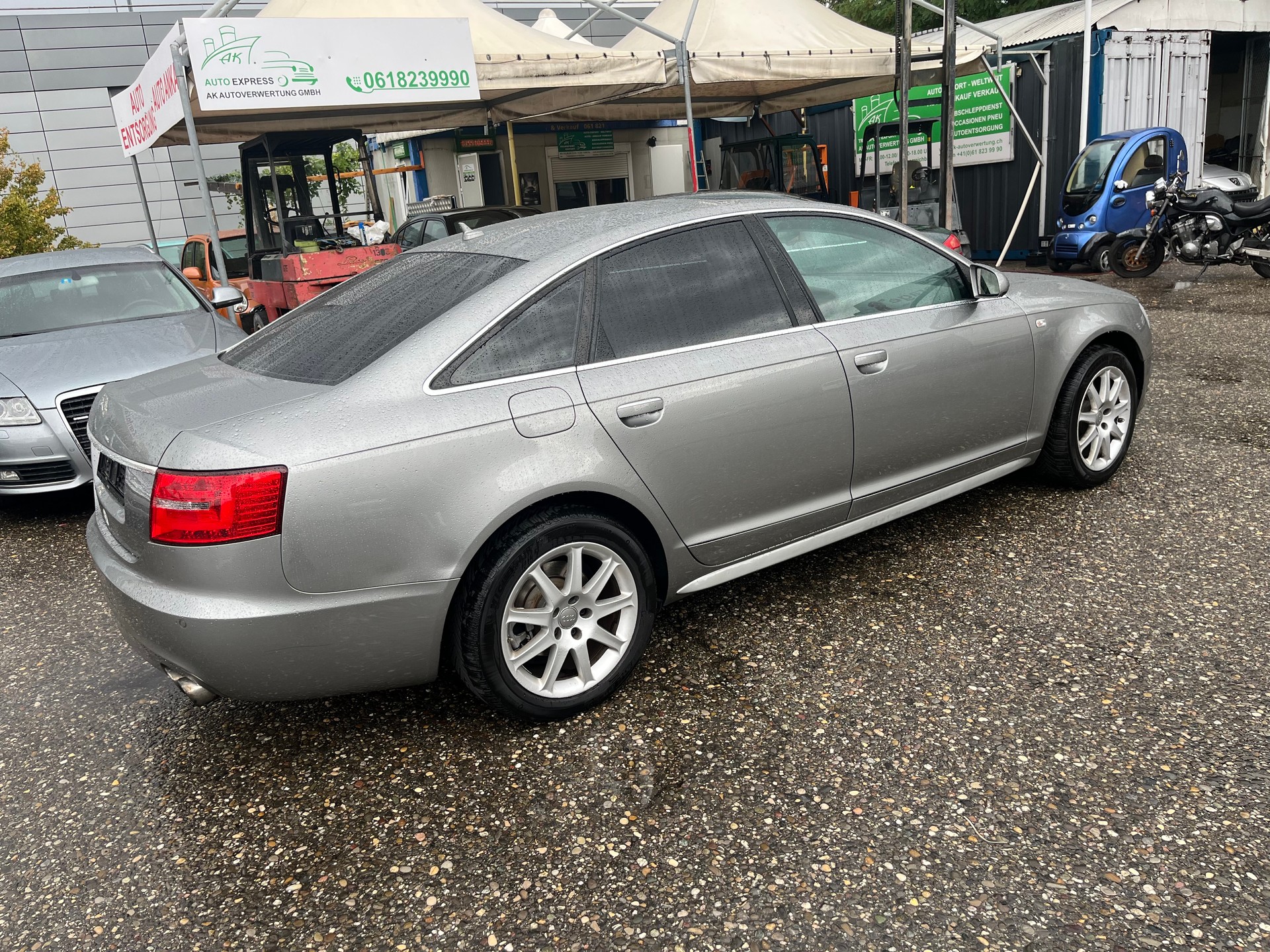 AUDI A6 Limousine 3.0 V6 TDI quattro-image-2