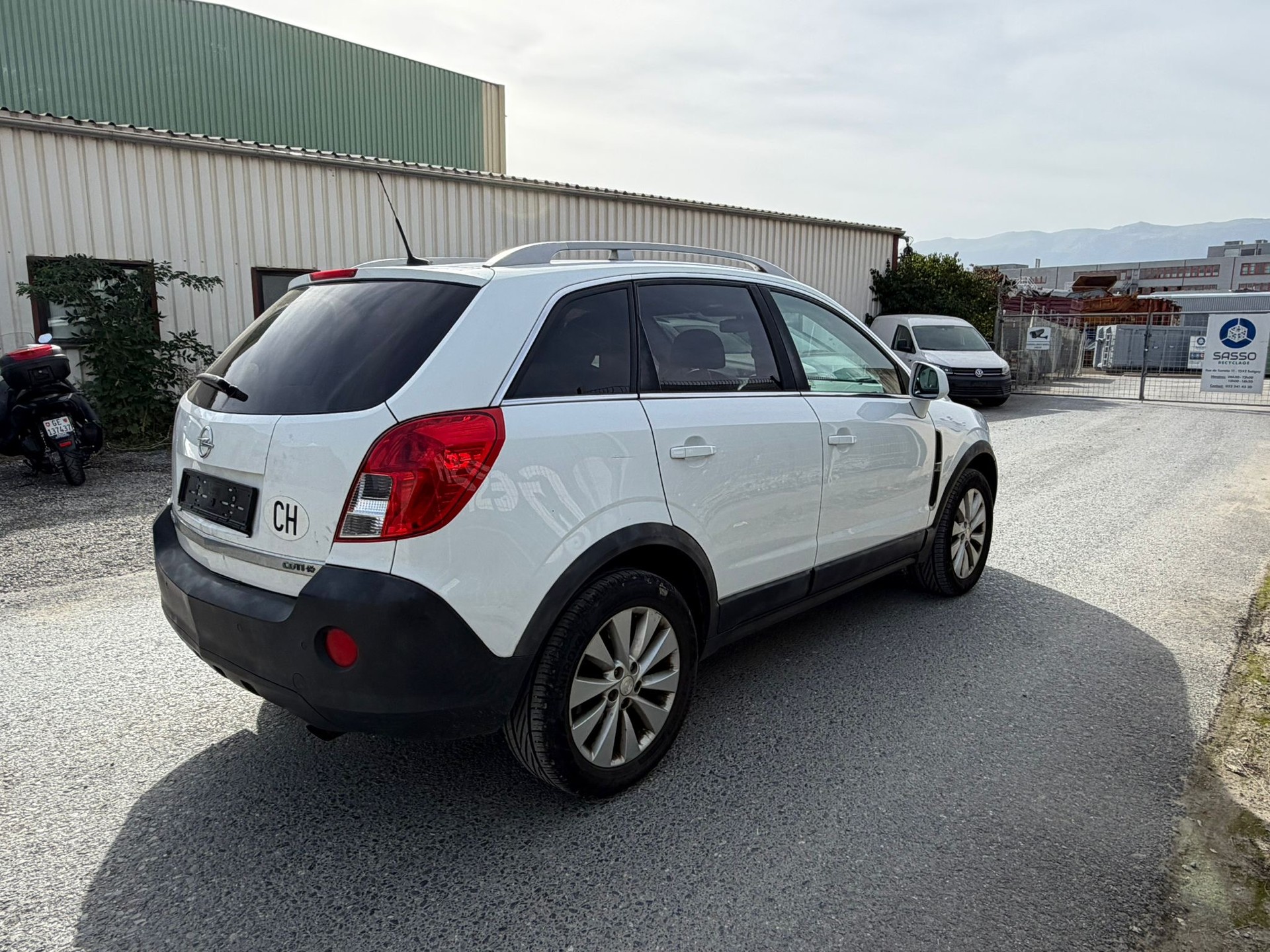 OPEL Antara 2.2 CDTi Enjoy 4WD Automatic-image-4