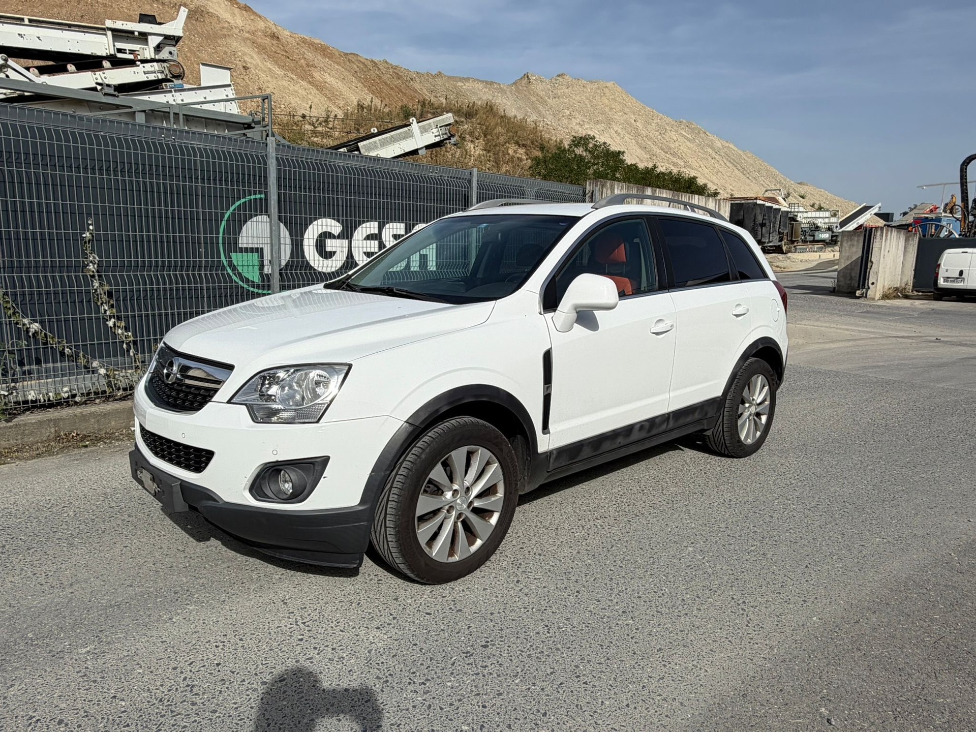 OPEL Antara 2.2 CDTi Enjoy 4WD Automatic-image-1