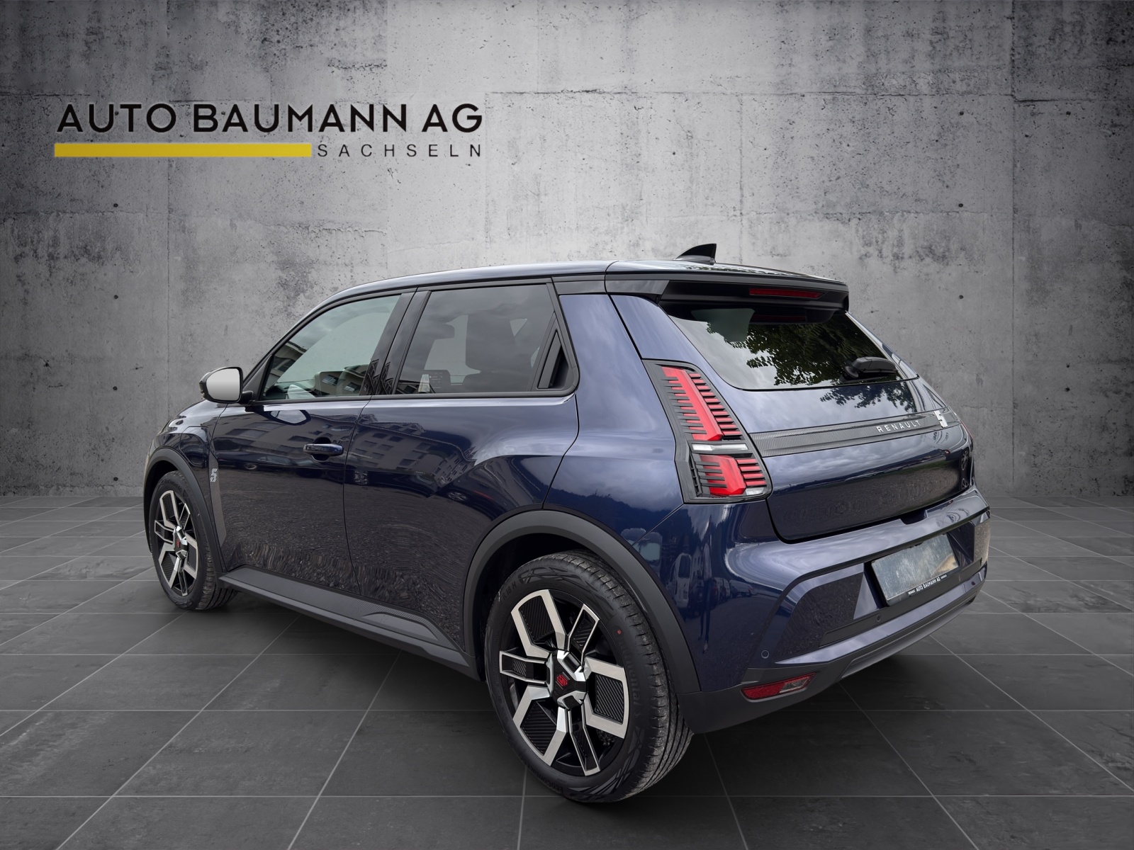 RENAULT R5 E-Tech Comfort Range 52 kWh Techno-image-6