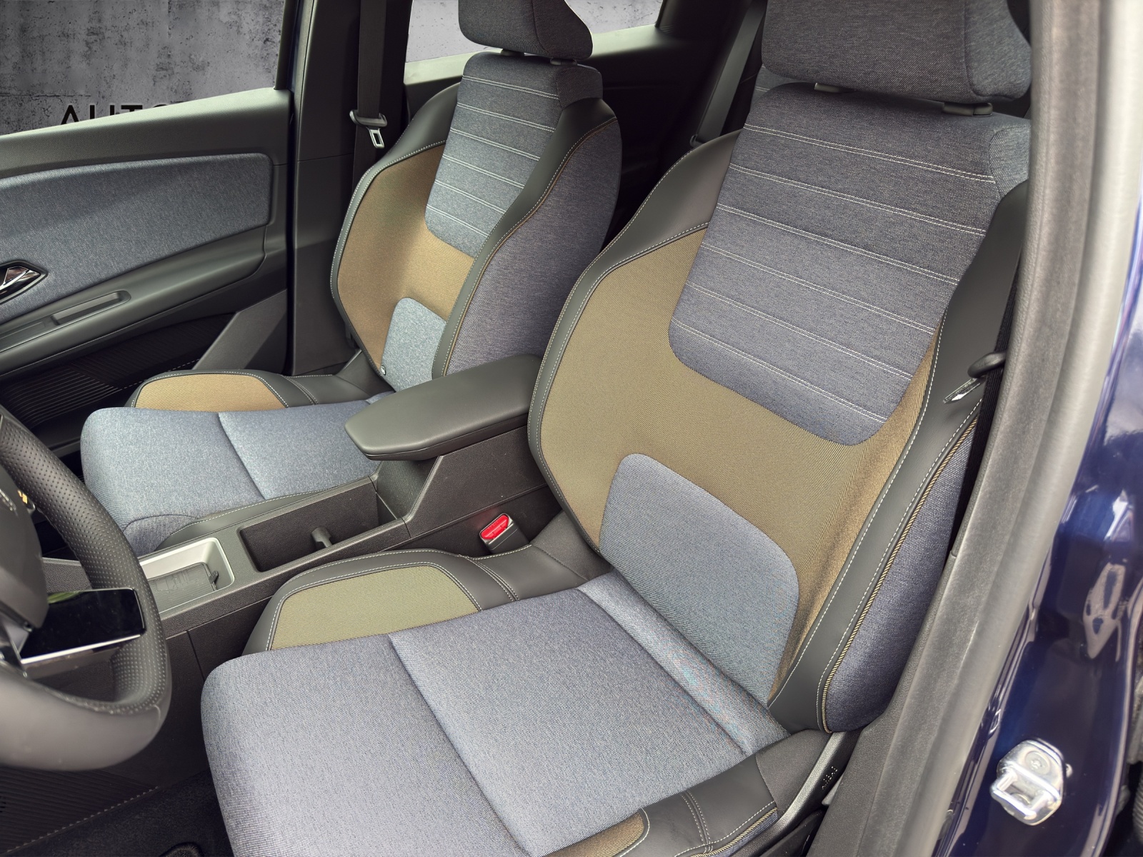 RENAULT R5 E-Tech Comfort Range 52 kWh Techno-image-8