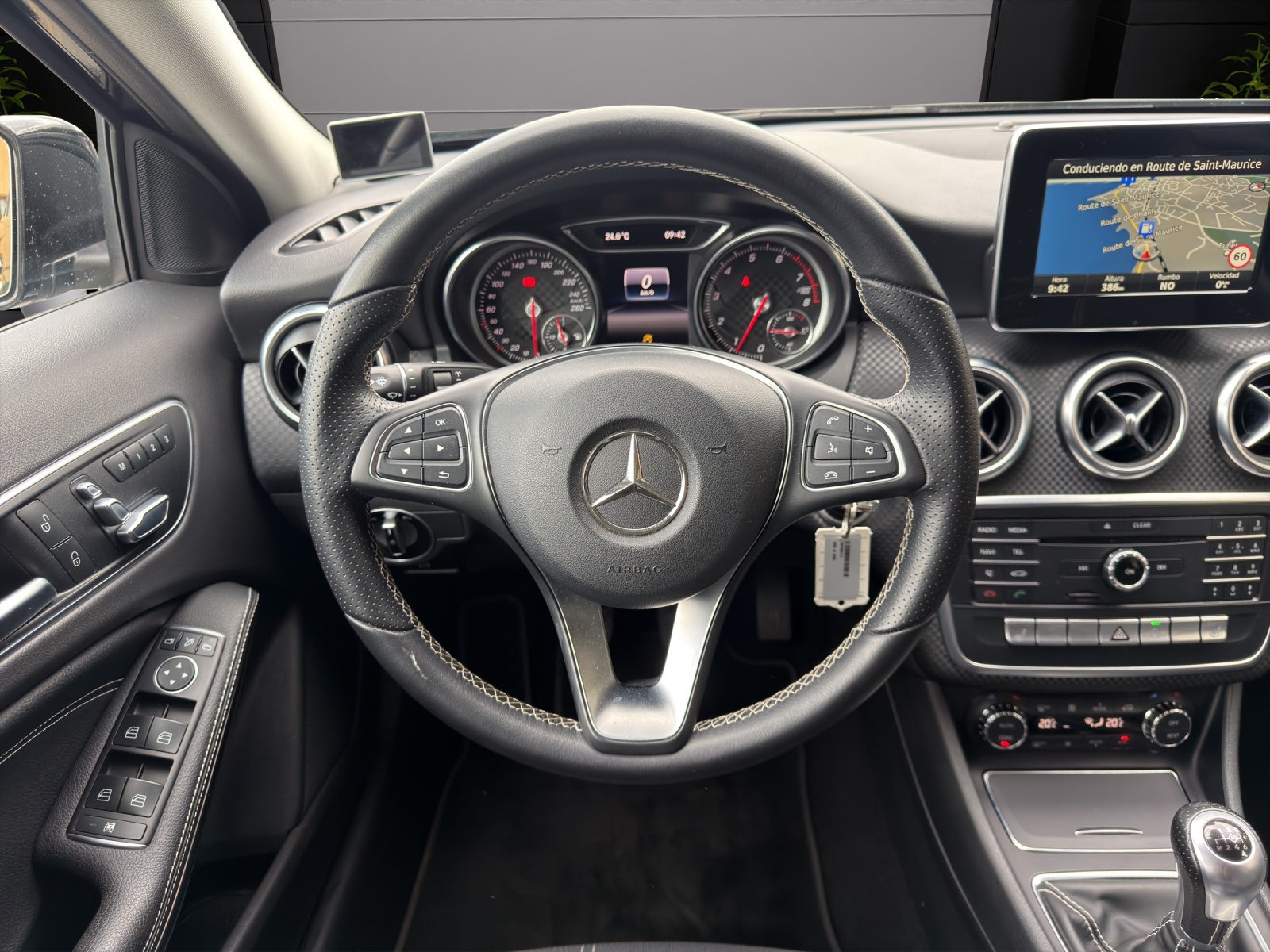 MERCEDES-BENZ A 200 Night Star-image-8