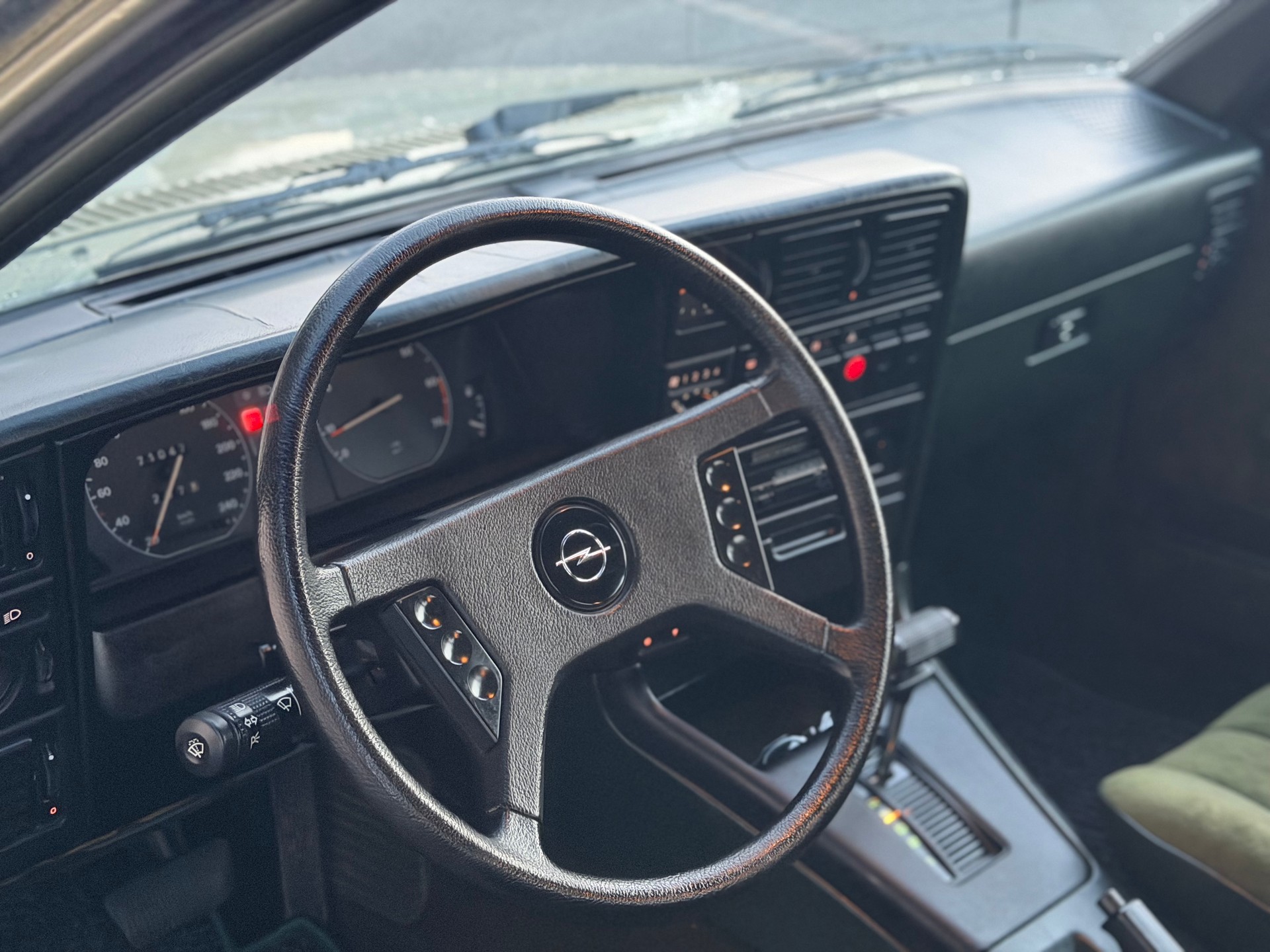 OPEL Senator 2.5i Deluxe-image-10