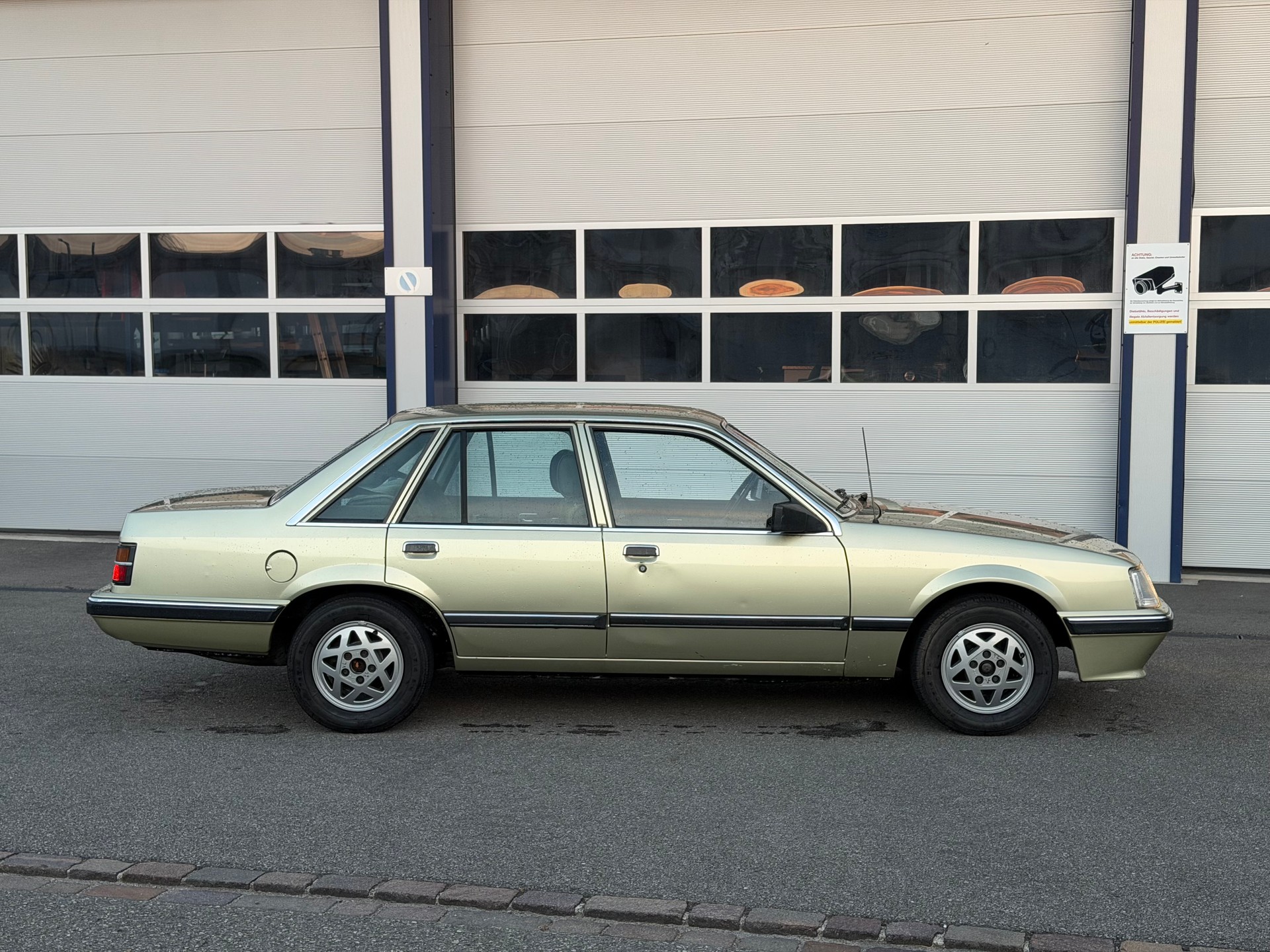 OPEL Senator 2.5i Deluxe-image-3