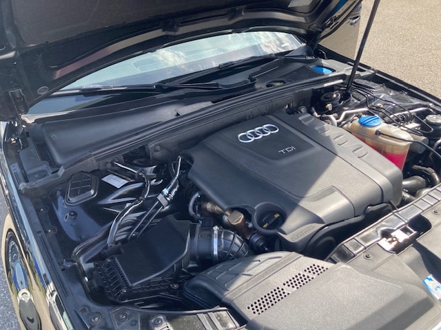 AUDI A4 Avant 2.0 TDI multitronic-image-3