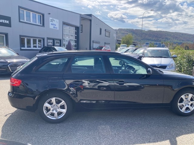 AUDI A4 Avant 2.0 TDI multitronic-image-4