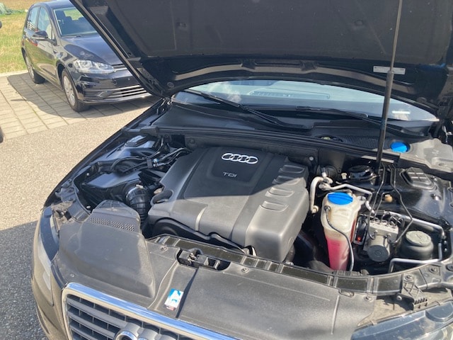 AUDI A4 Avant 2.0 TDI multitronic-image-8