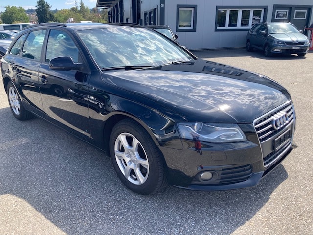 AUDI A4 Avant 2.0 TDI multitronic-image-2