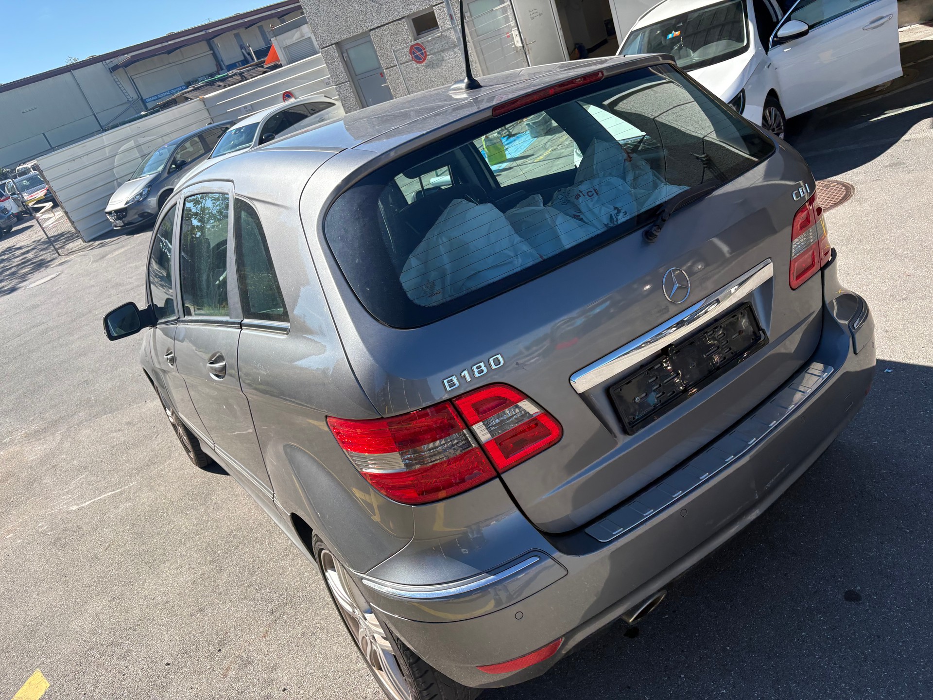 MERCEDES-BENZ B 180 CDI Compact Star-image-6