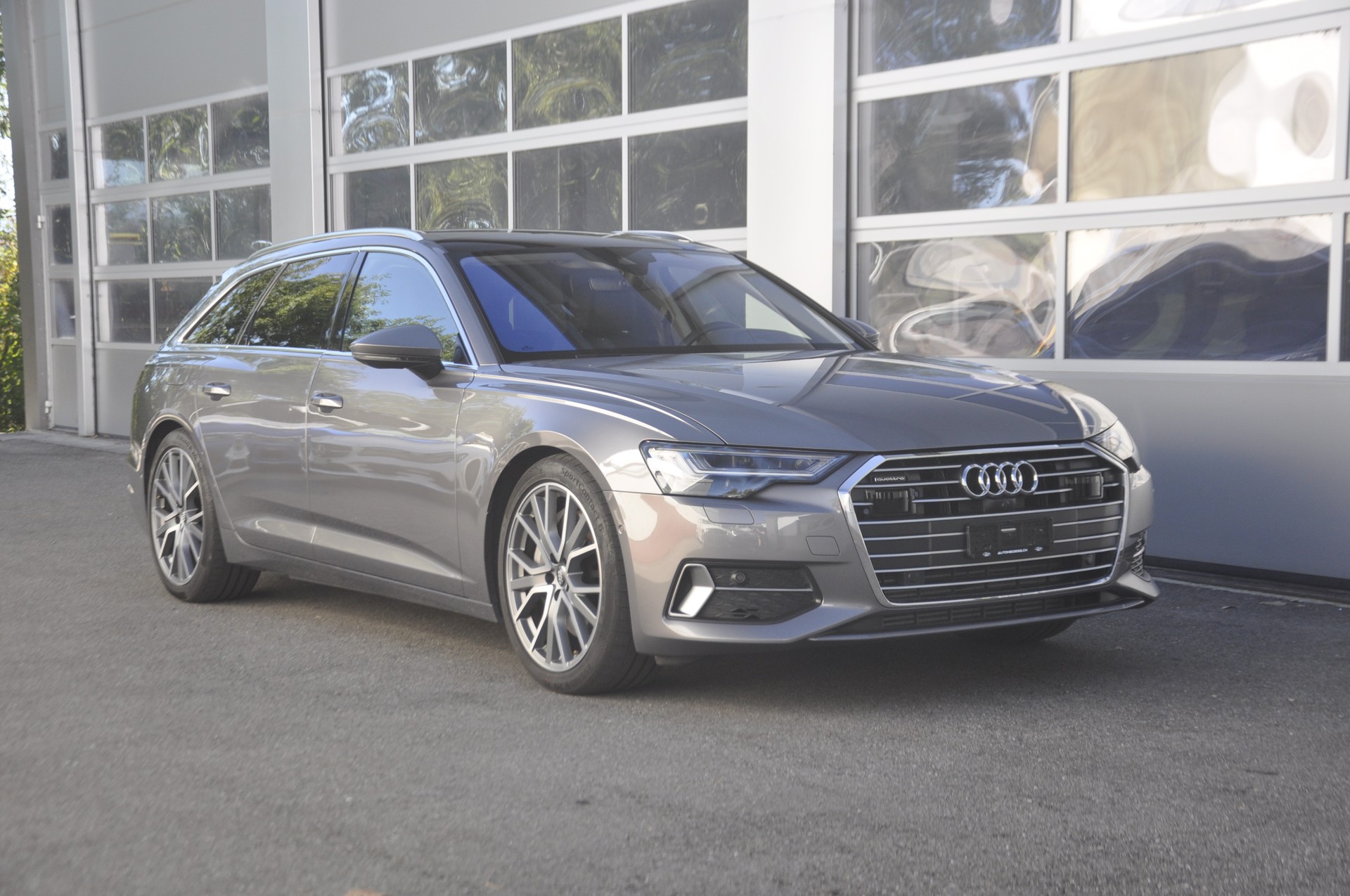 AUDI A6 Avant 55 TFSI Sport quattro S-tronic I Anhängerkupplung-image-0
