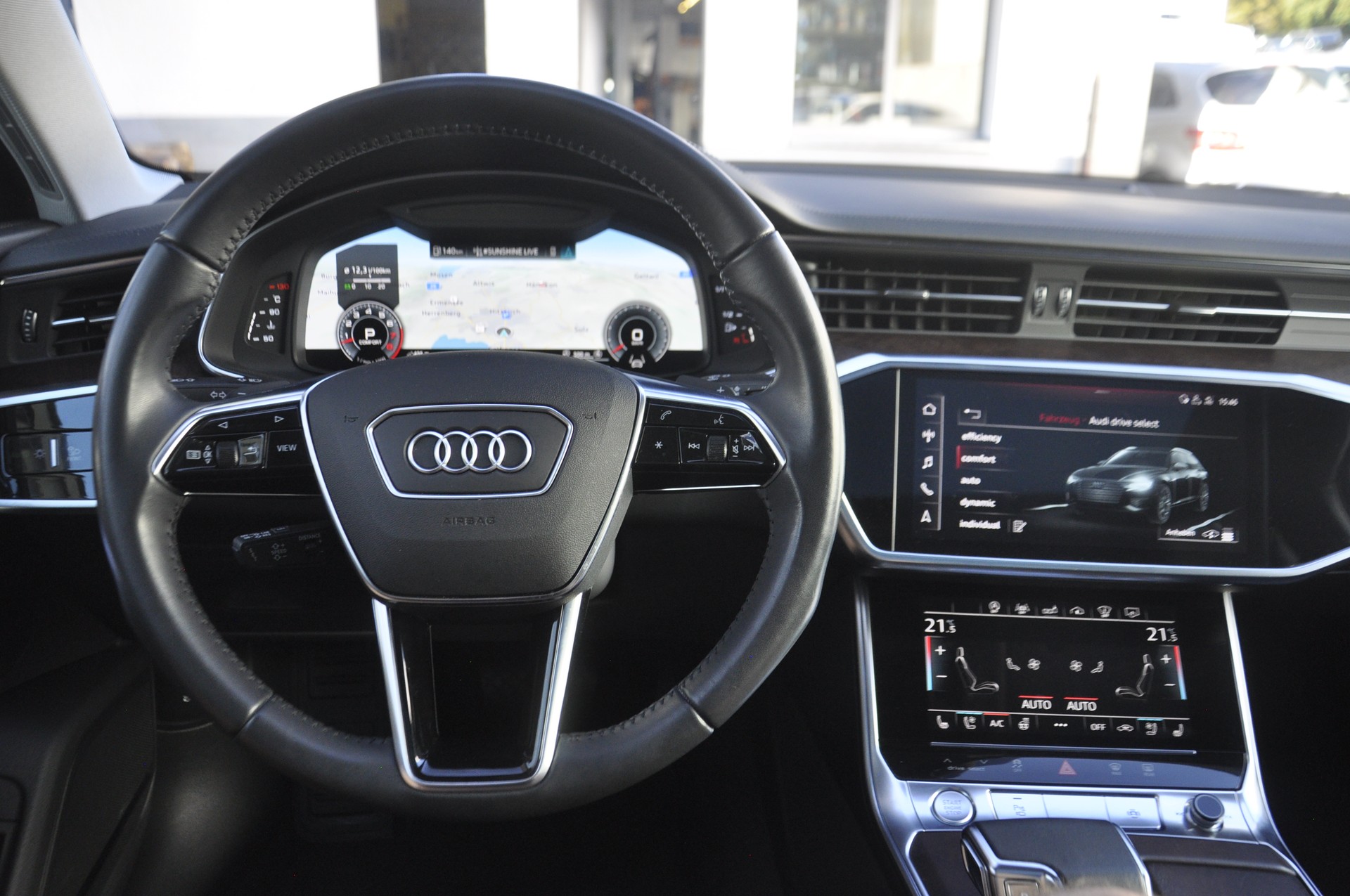 AUDI A6 Avant 55 TFSI Sport quattro S-tronic I Anhängerkupplung-image-9
