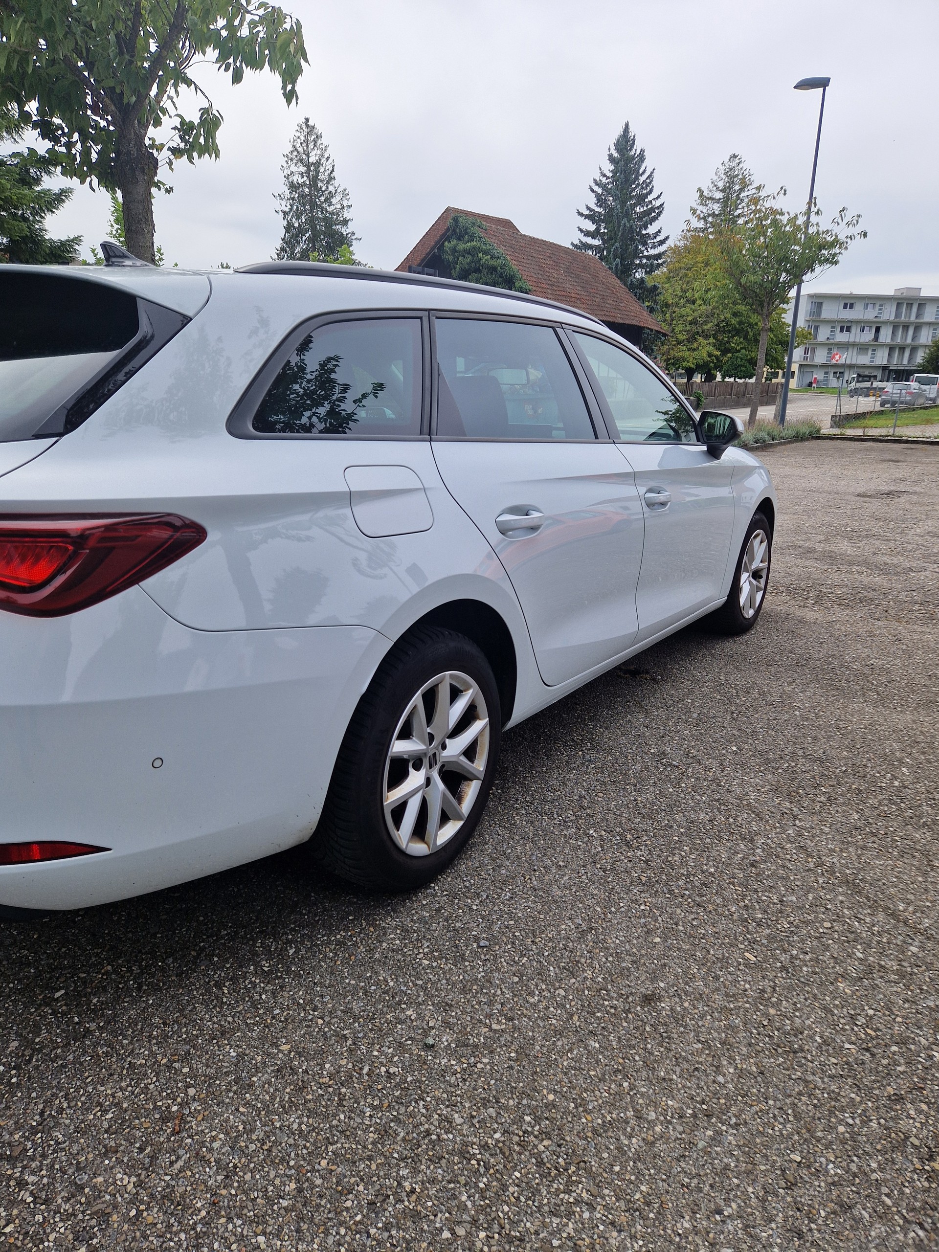 SEAT Leon ST 2.0 TDI EVO DSG Style-showroom-element-2