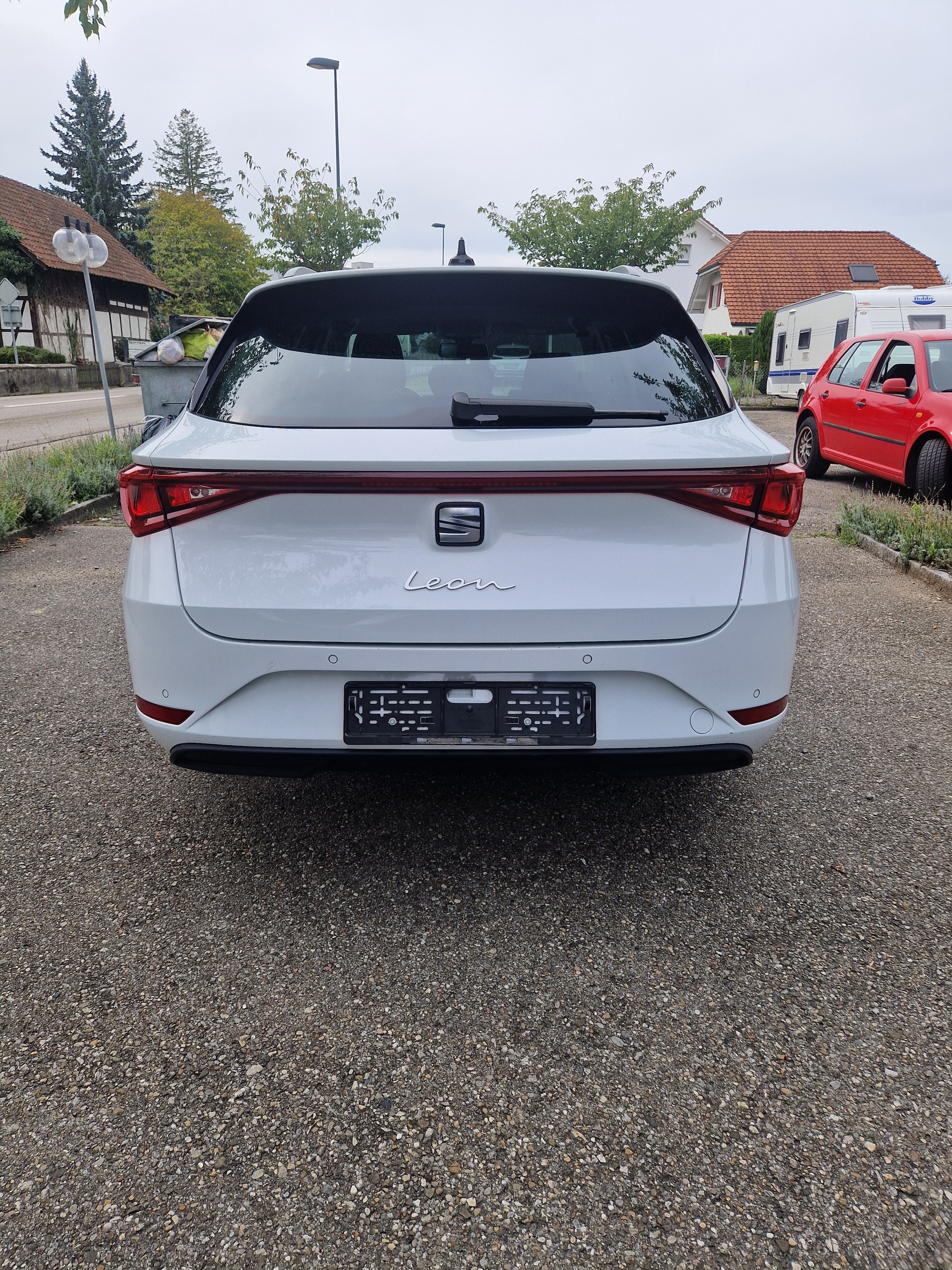 SEAT Leon ST 2.0 TDI EVO DSG Style-showroom-element-1