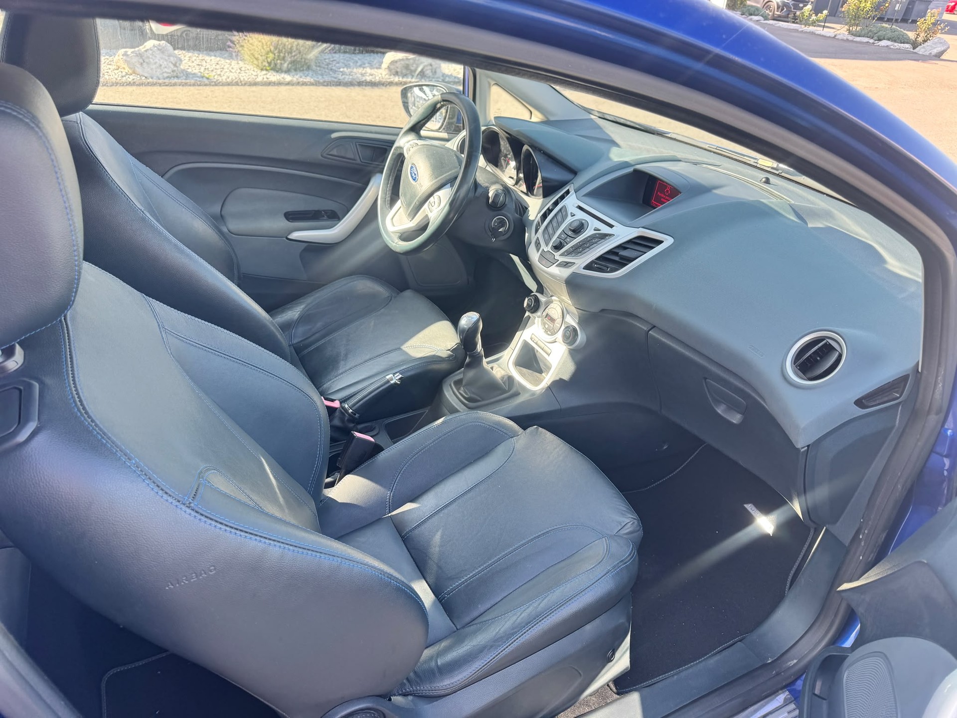 FORD Fiesta 1.6 16V Sport+-image-8