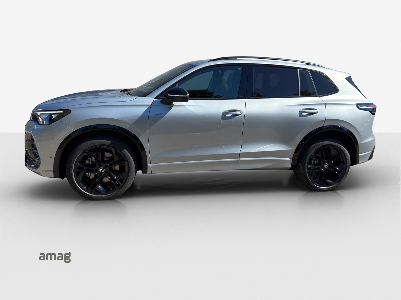 VW Tiguan 2.0 TSI DSG R-Line Plus 4Motion-image-1