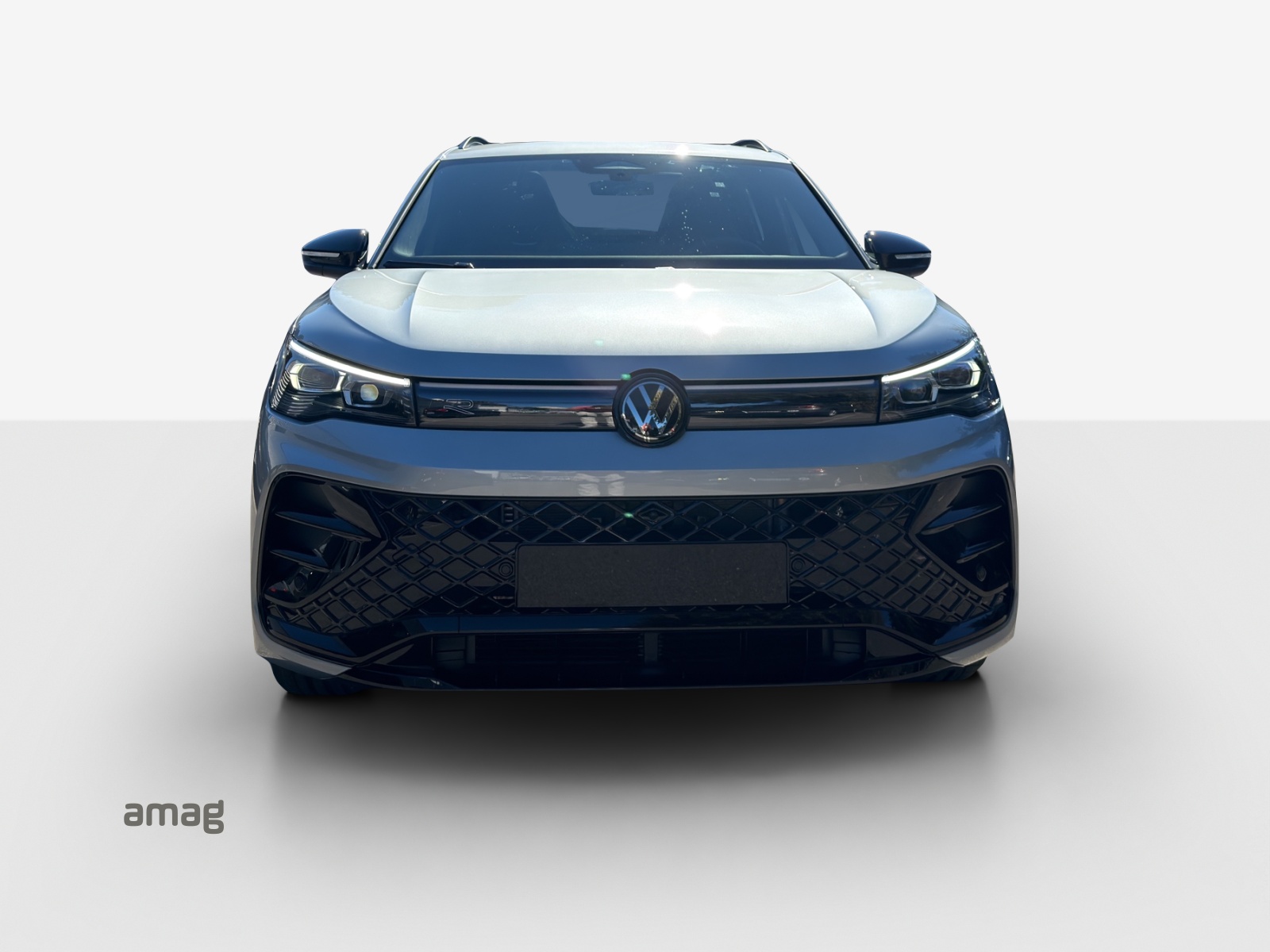 VW Tiguan 2.0 TSI DSG R-Line Plus 4Motion-image-6