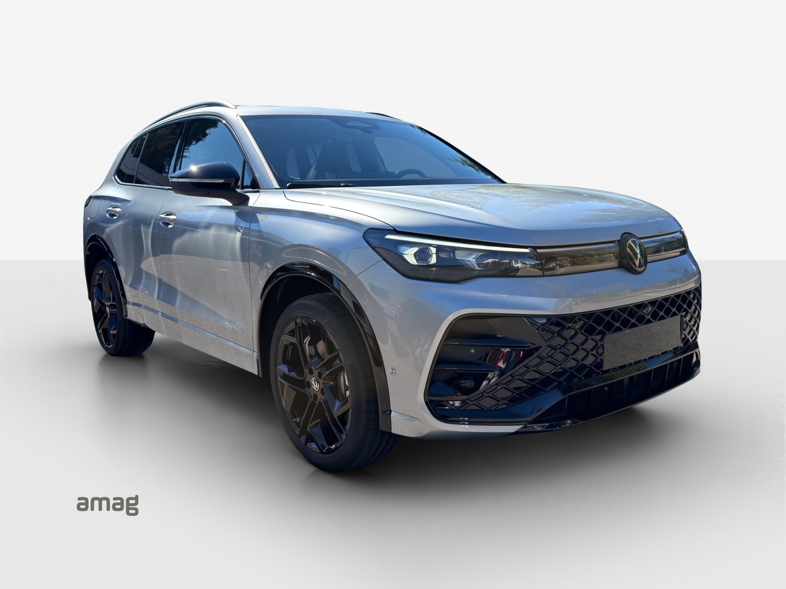 VW Tiguan 2.0 TSI DSG R-Line Plus 4Motion-image-5