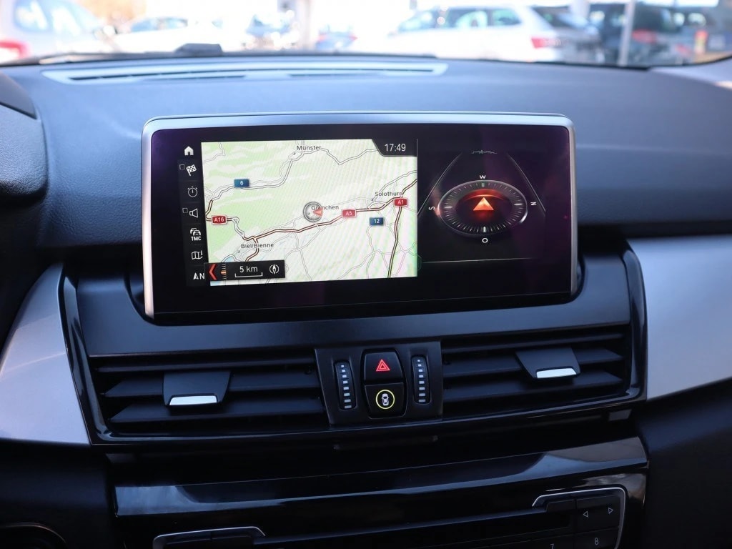 BMW 220d xDrive Gran Tourer Steptronic ** Gr.Navi ** Head-up-Display** Frisch ab MFK & Service **-image-5