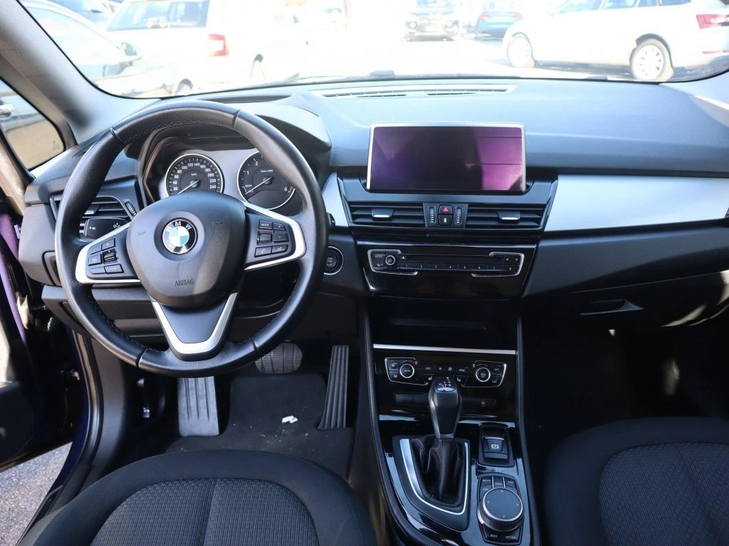 BMW 220d xDrive Gran Tourer Steptronic ** Gr.Navi ** Head-up-Display** Frisch ab MFK & Service **-image-7