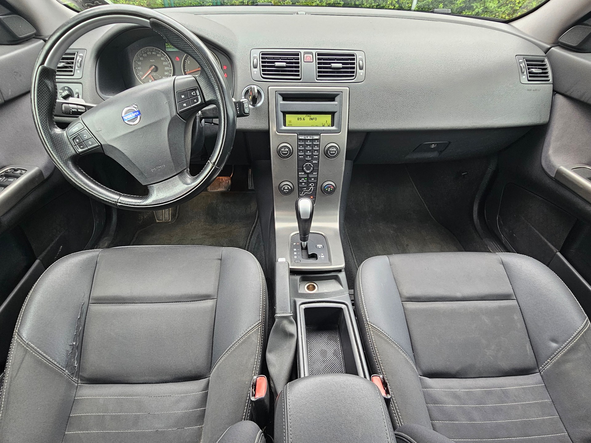 VOLVO V50 2.4I Momentum-image-9