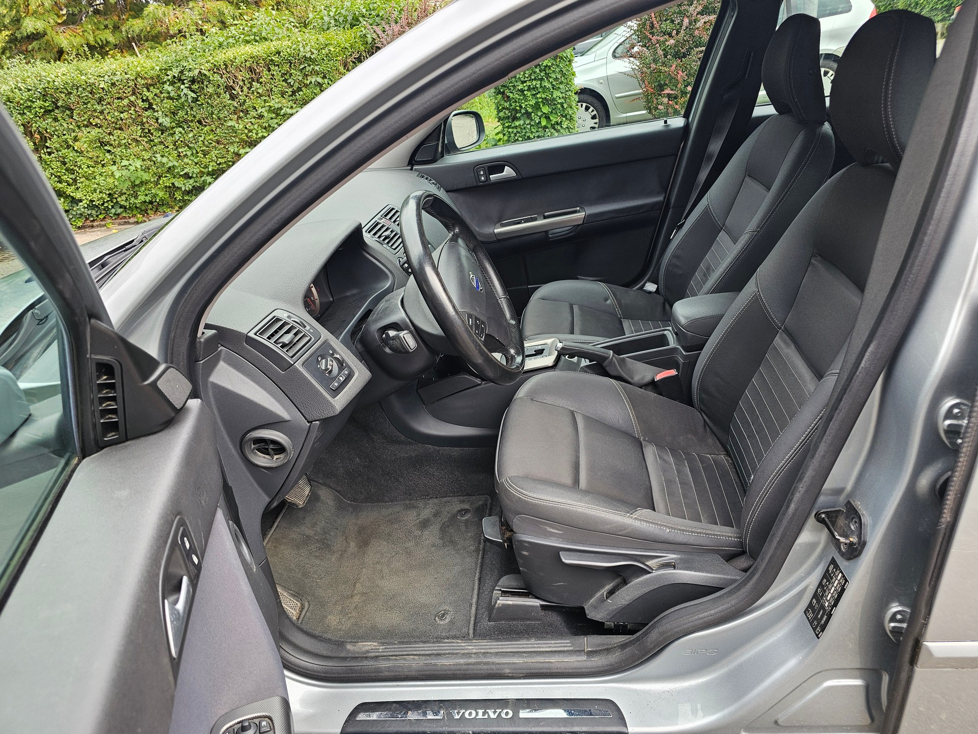 VOLVO V50 2.4I Momentum-image-7