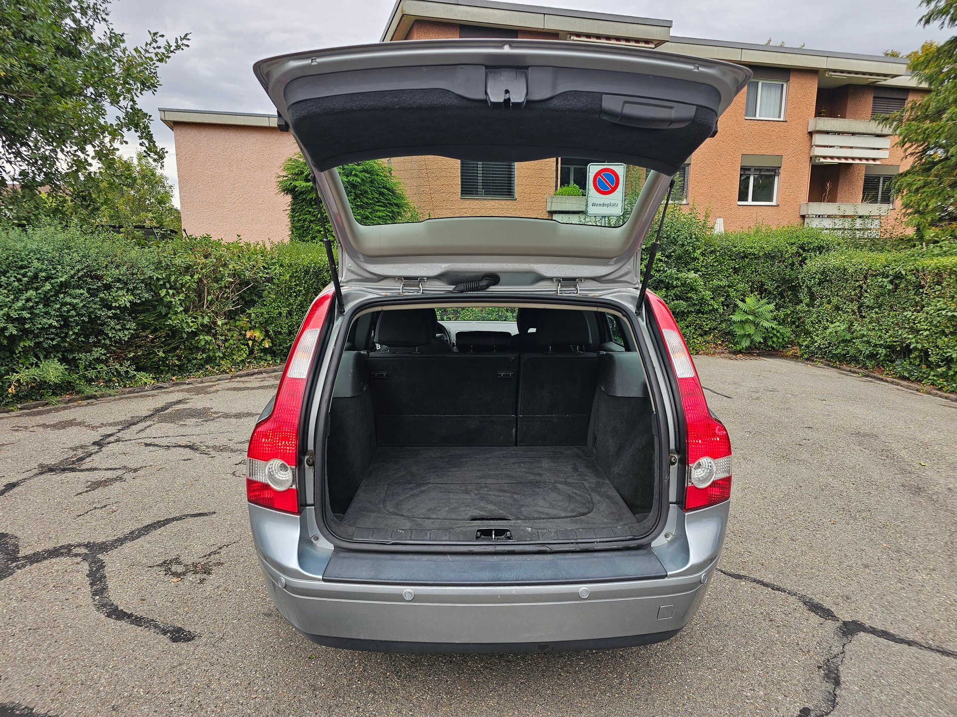 VOLVO V50 2.4I Momentum-image-13