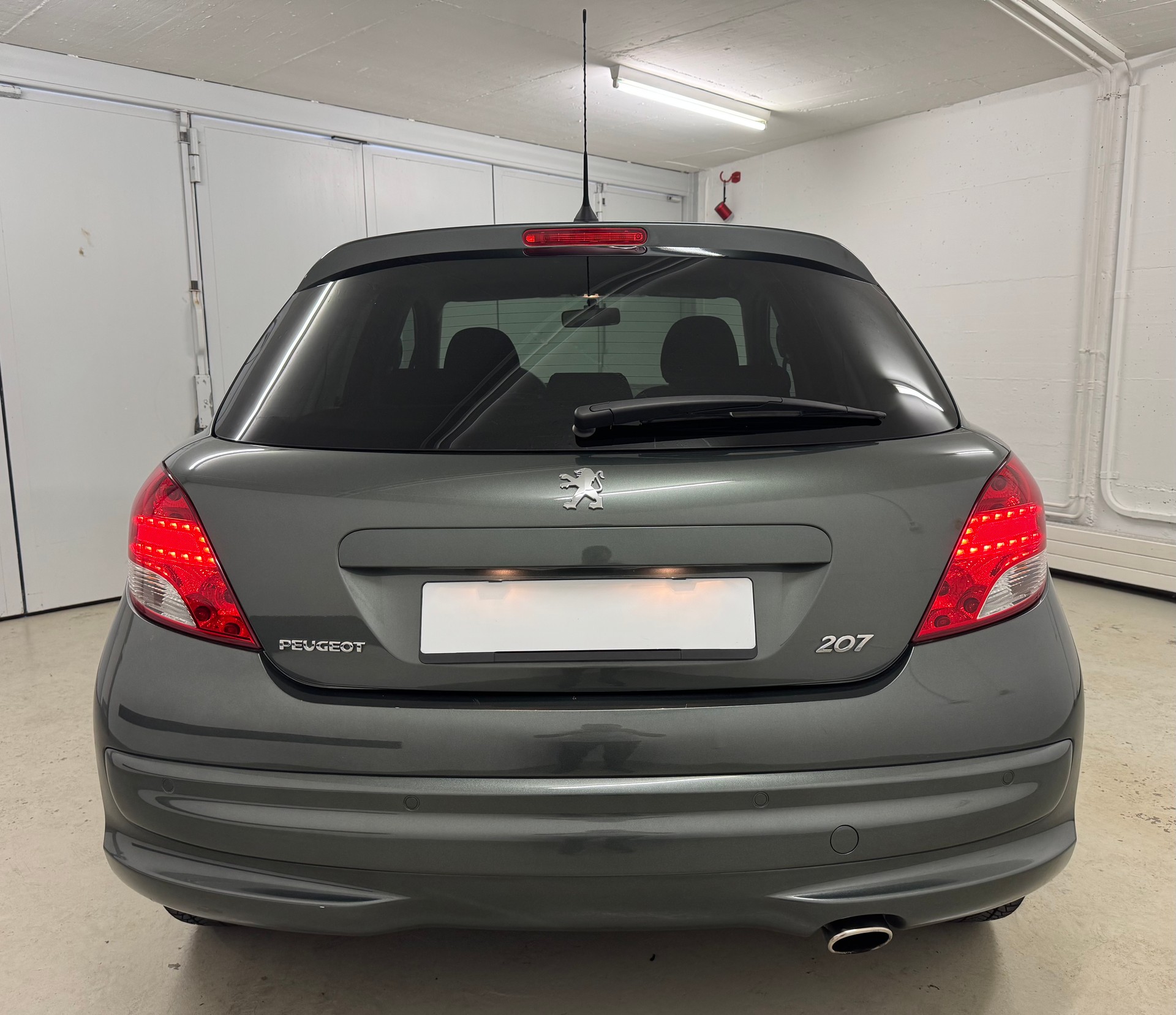 PEUGEOT 207 1.6 16V Sport-image-3