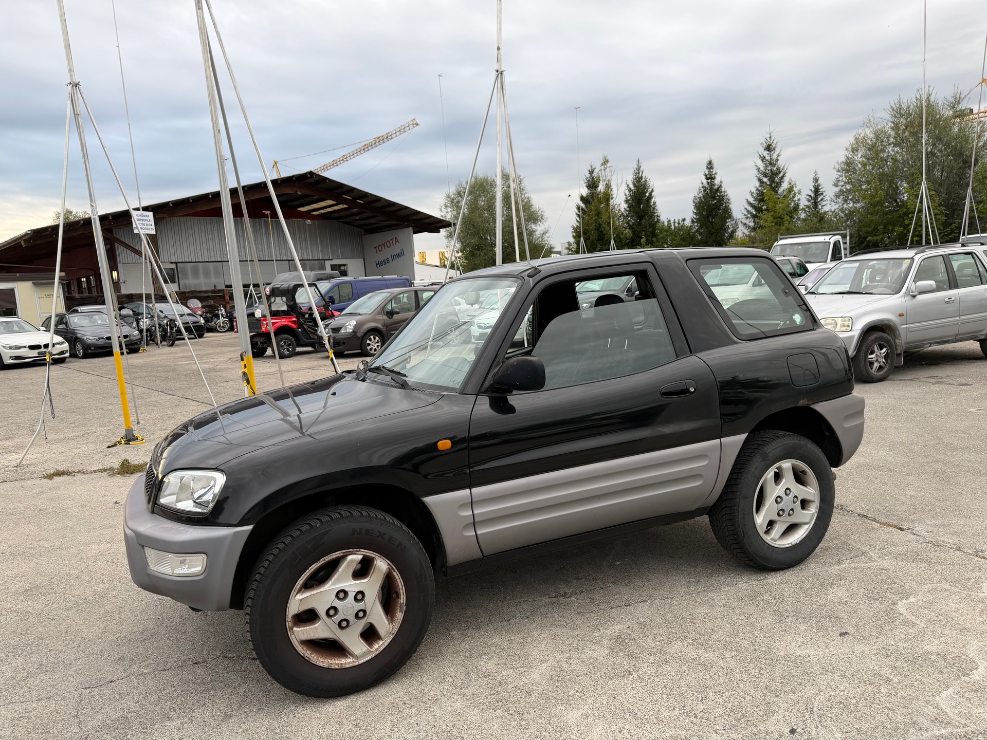 TOYOTA RAV-4 GX-image-7