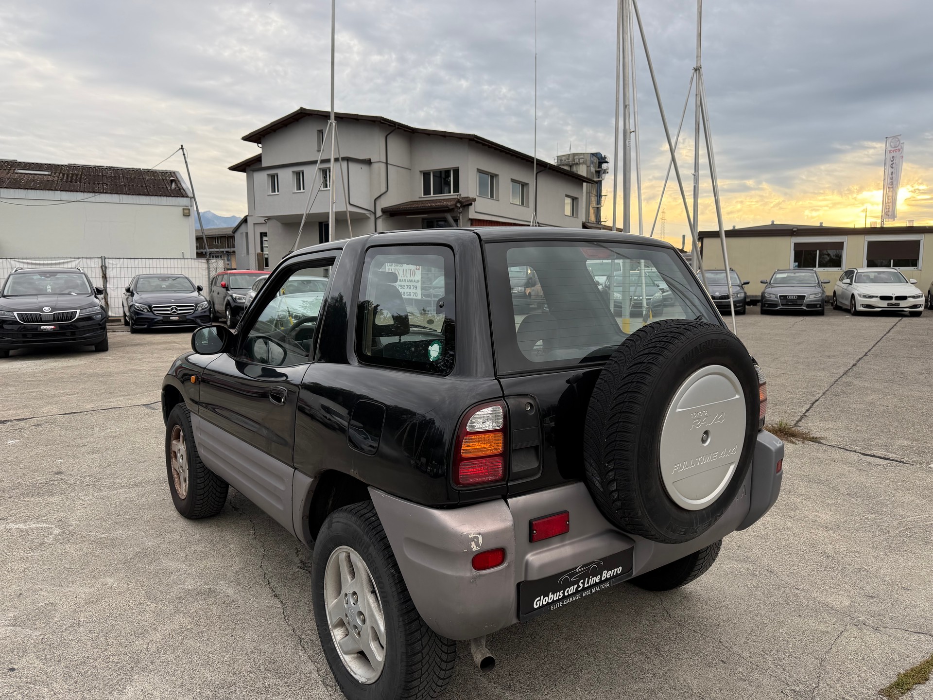 TOYOTA RAV-4 GX-image-5