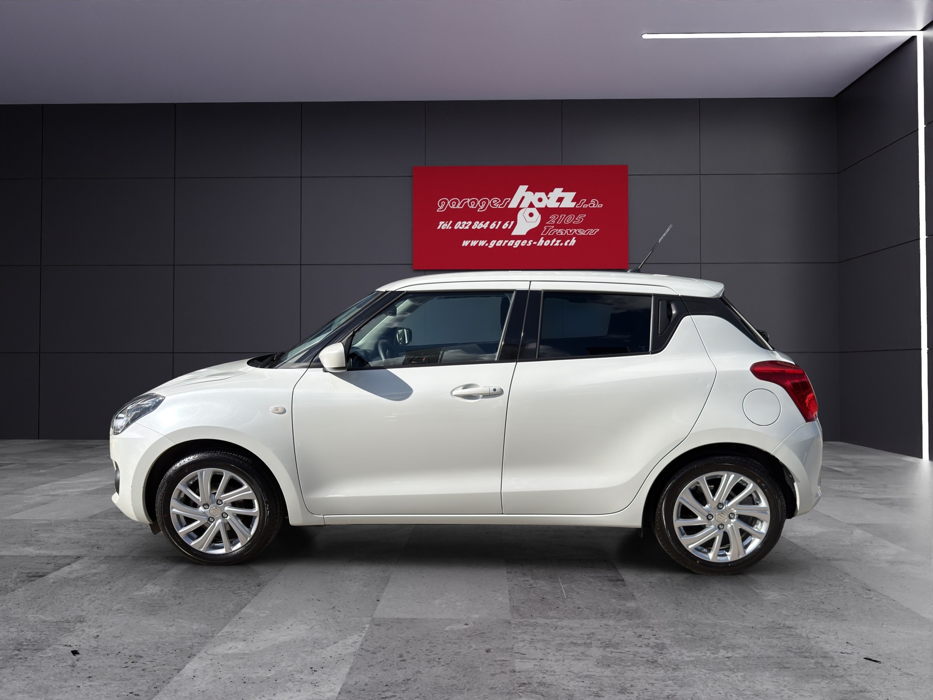 SUZUKI Swift 1.2 Compact+ Hybrid-image-2