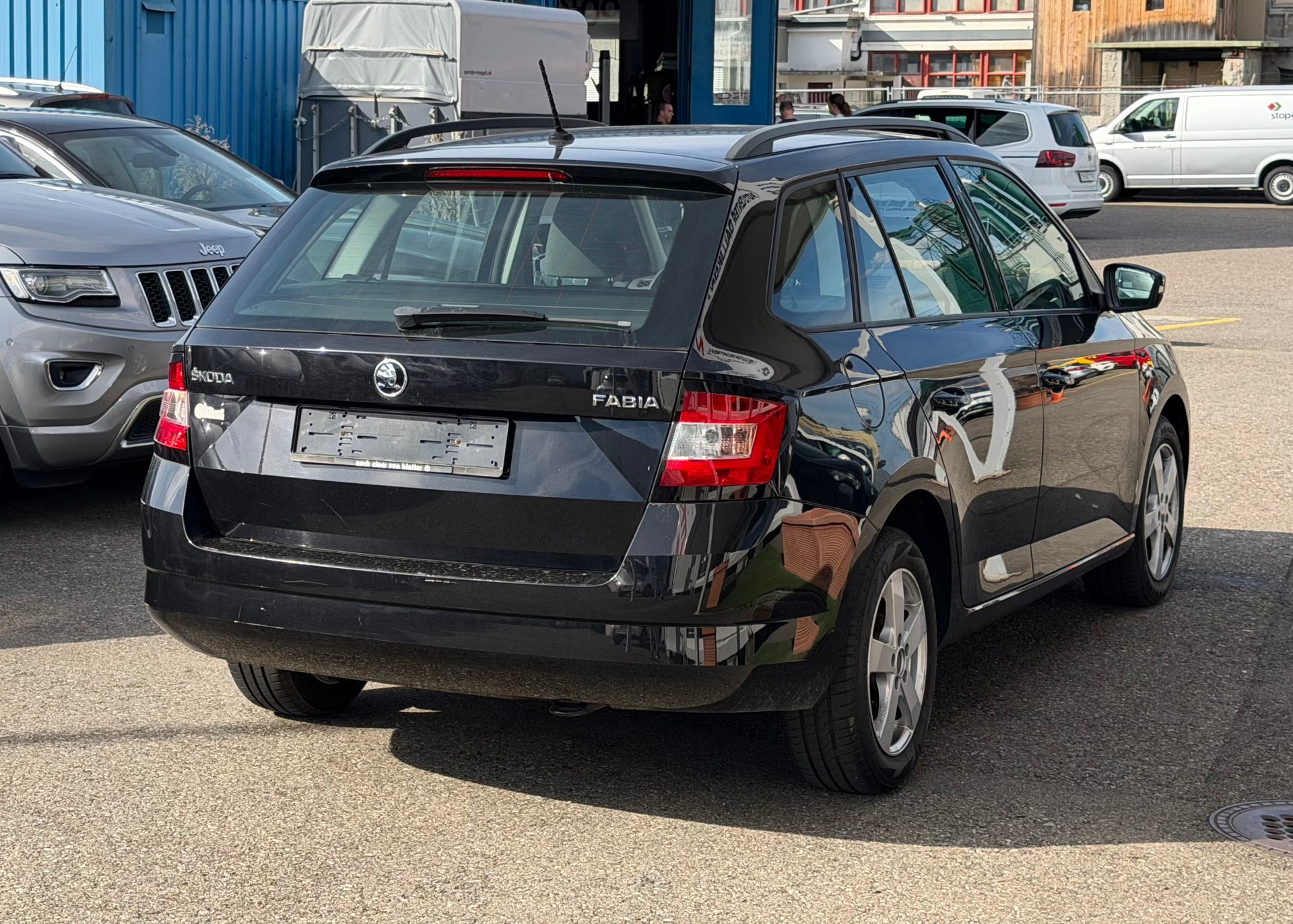 SKODA Fabia 1.2 TSI Style-image-3