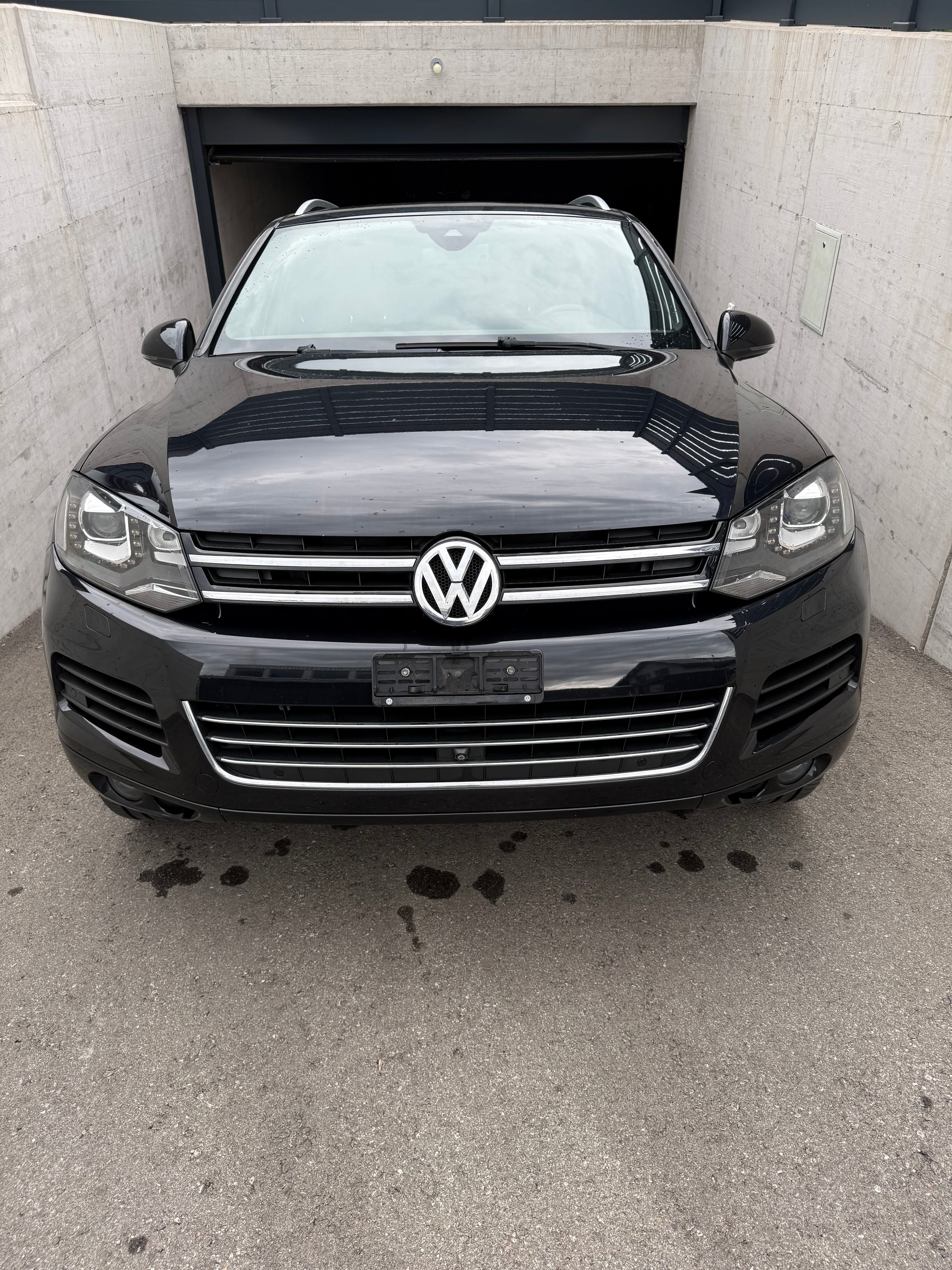 VW Touareg 3.0 TDI BlueMotion Technology Tiptronic-image-4
