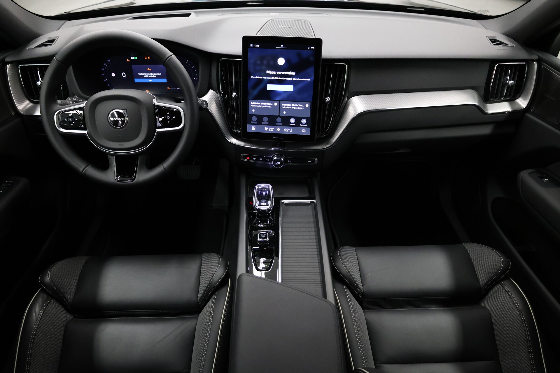 VOLVO XC60 2.0 B5 MH Black Edition AWD-image-13