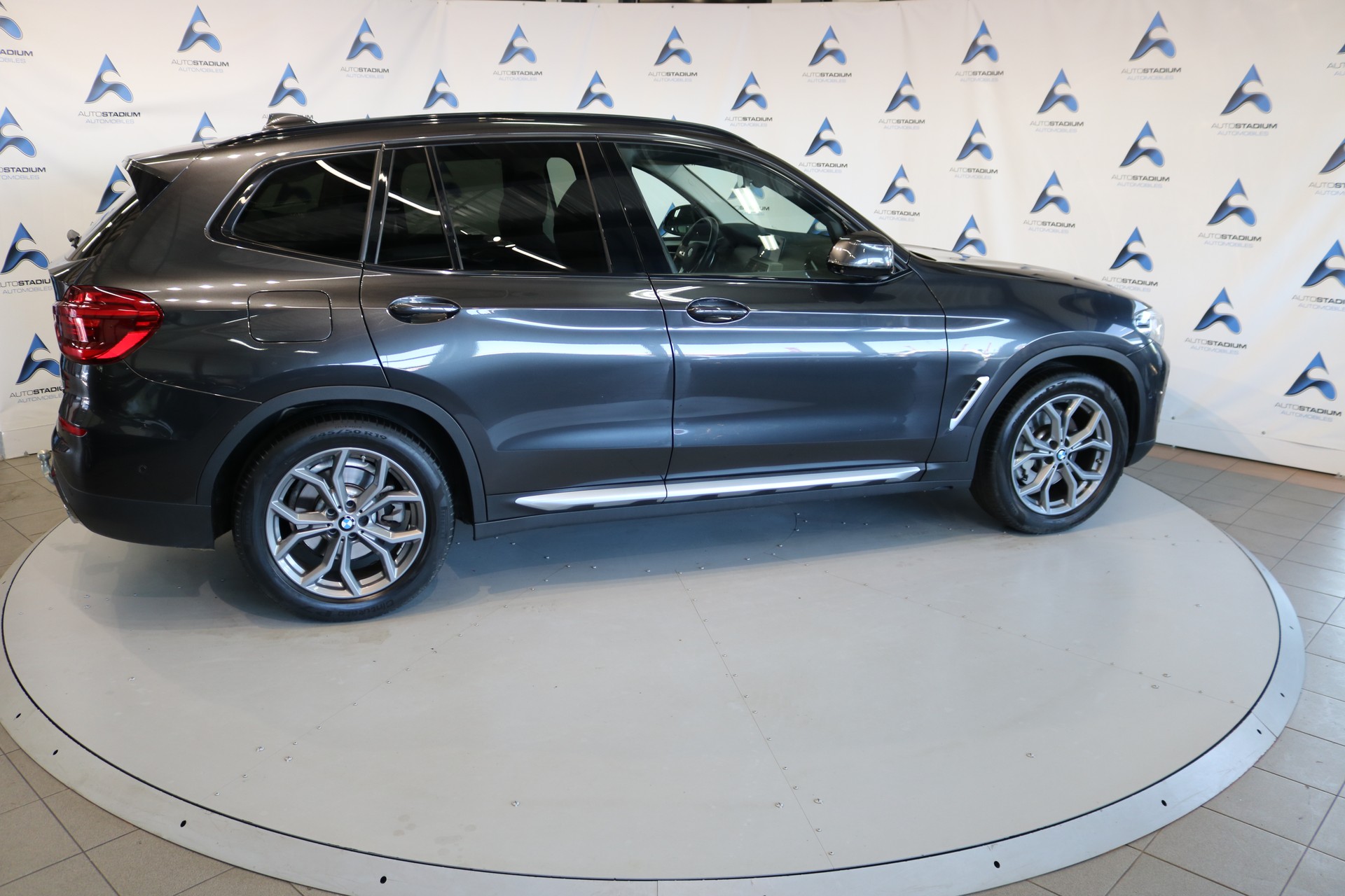 BMW X3 xDrive 30i Luxury Line Steptronic-image-25