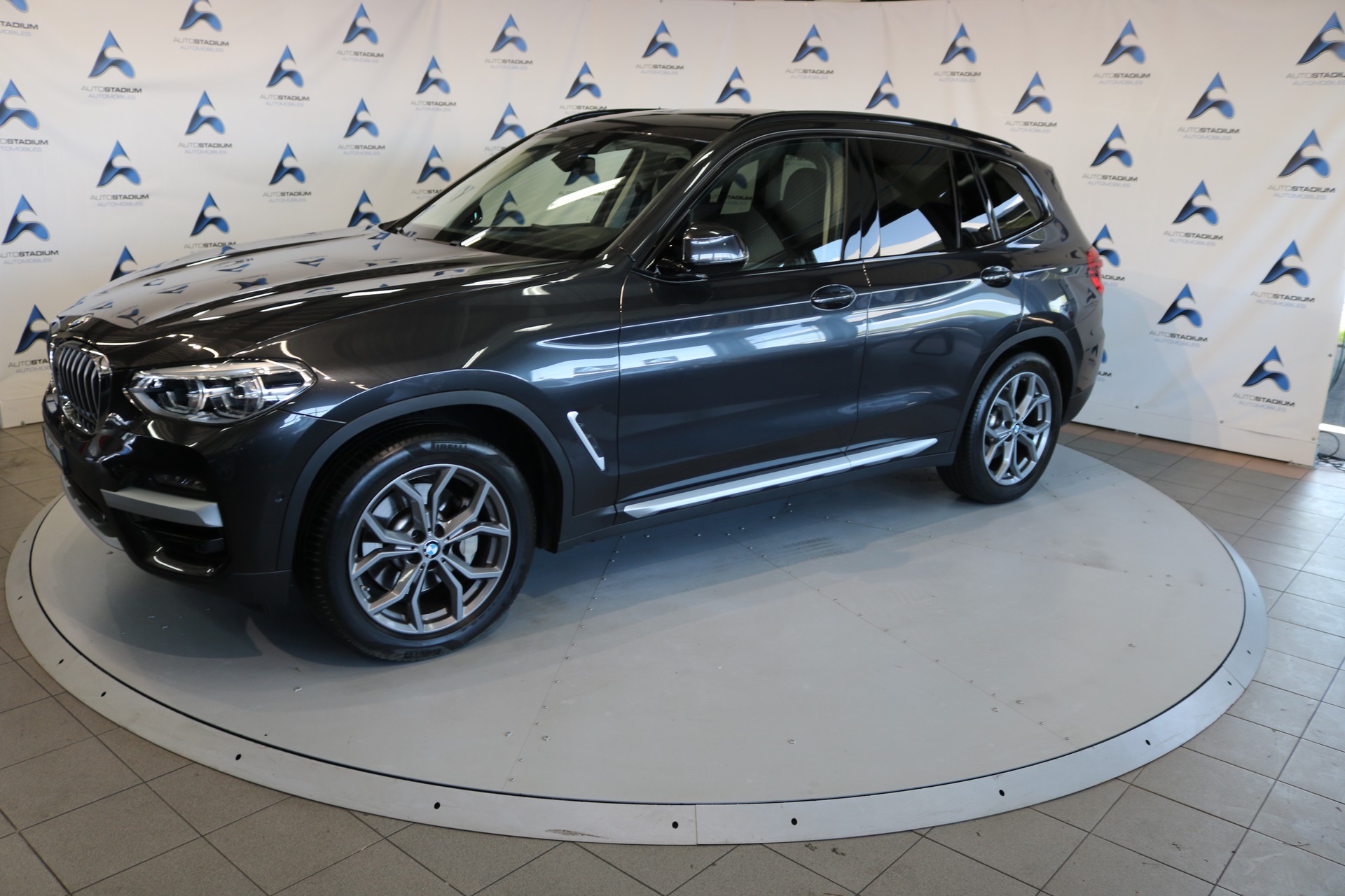 BMW X3 xDrive 30i Luxury Line Steptronic-image-12