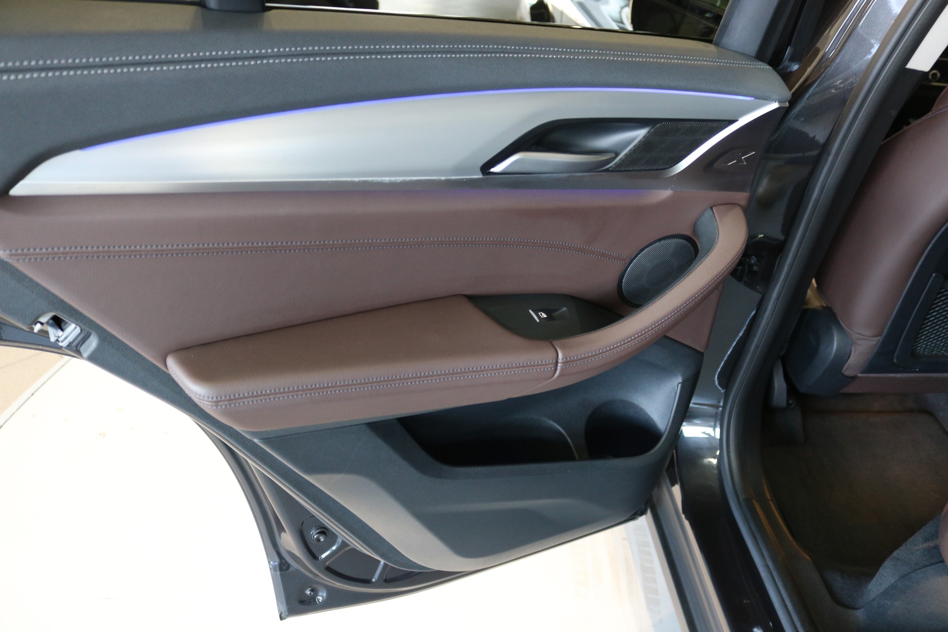 BMW X3 xDrive 30i Luxury Line Steptronic-image-40