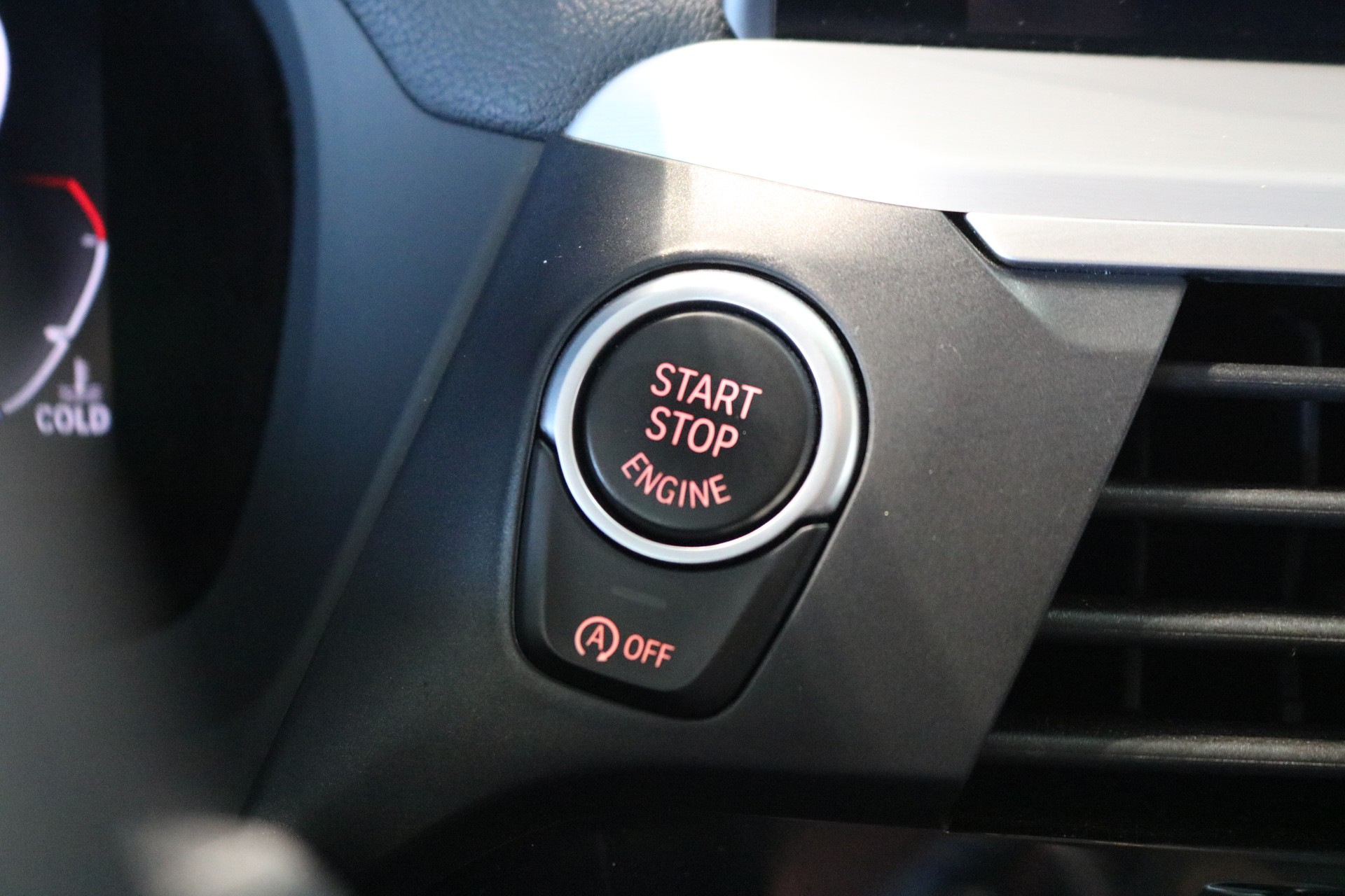 BMW X3 xDrive 30i Luxury Line Steptronic-image-51