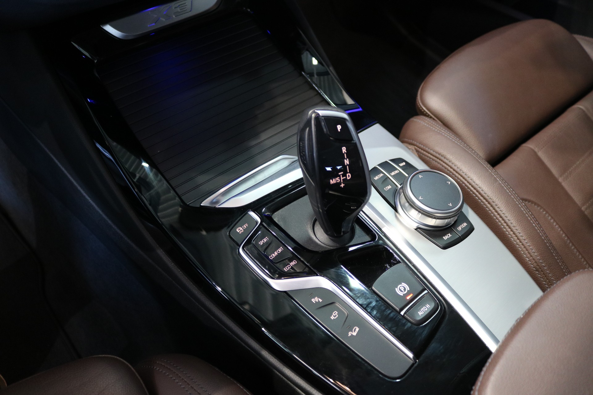 BMW X3 xDrive 30i Luxury Line Steptronic-image-48