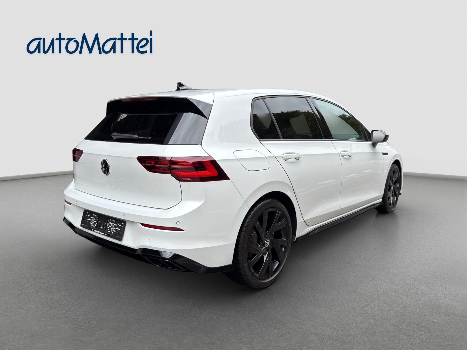 VW Golf 1.5 eTSI mHEV ACT R-Line DSG-image-4