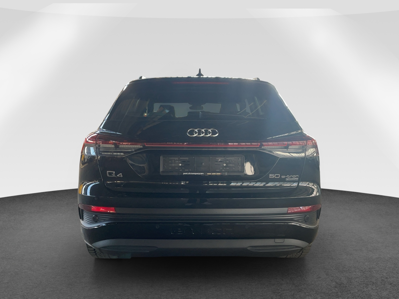 AUDI Q4 e-tron 50 quattro-image-5