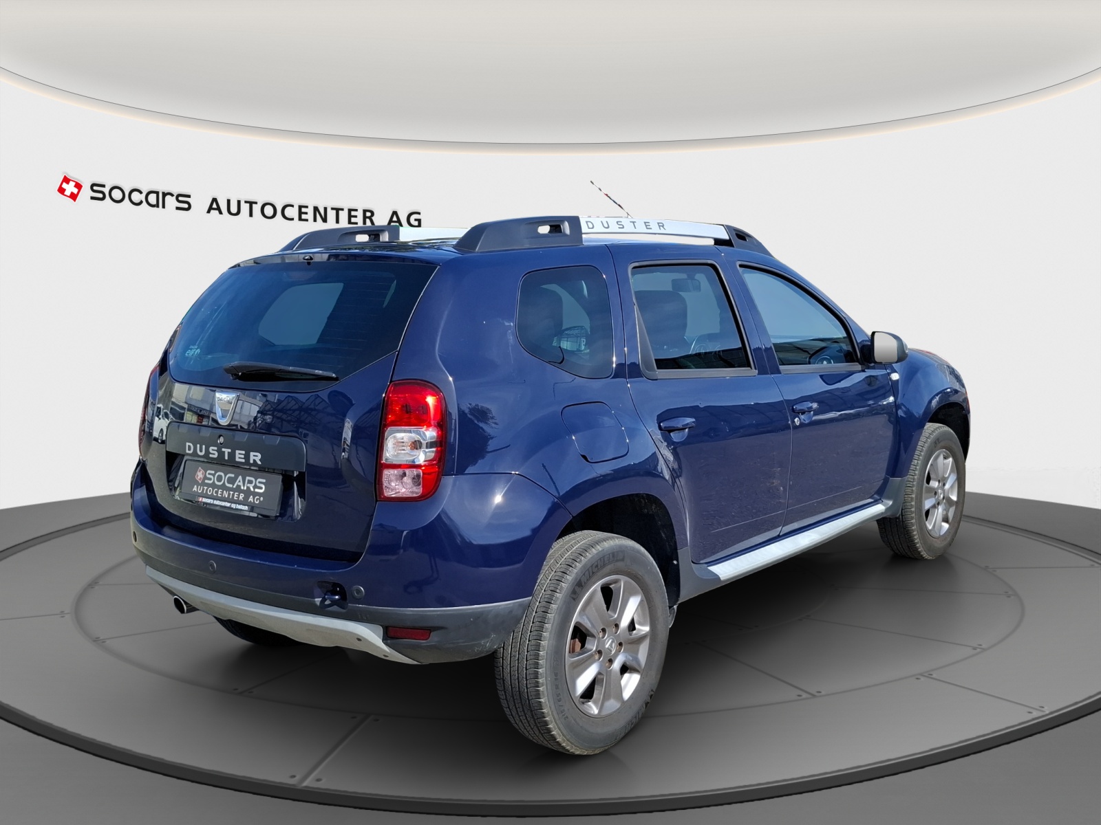 DACIA Duster 1.2 T Privilège 4x2 // MFK 28.09.2026 // 8-fach bereift-image-2
