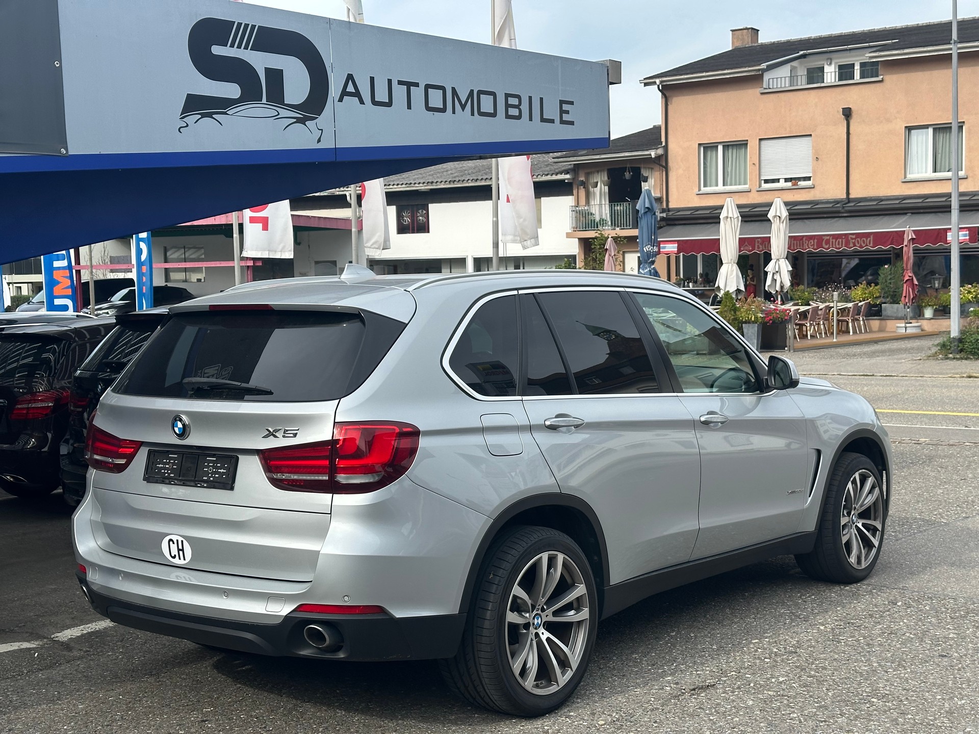 BMW X5 xDrive 30d Steptronic-image-4